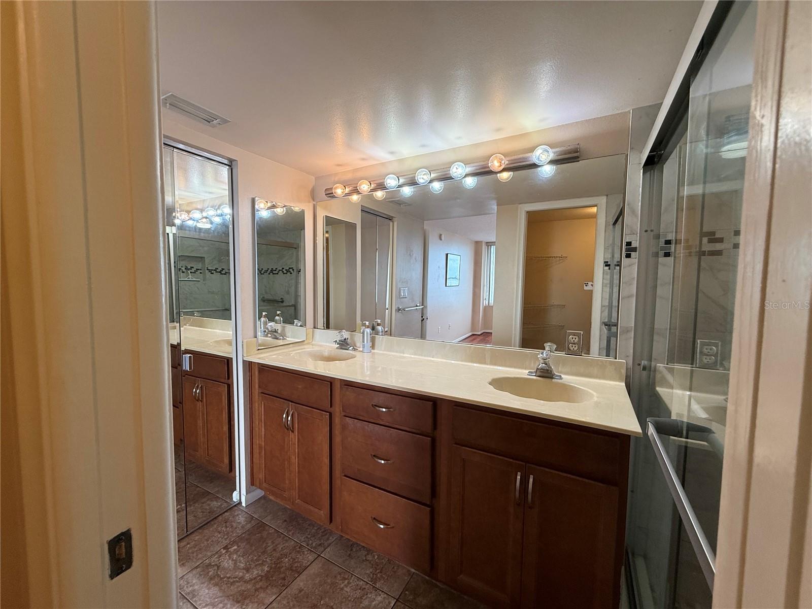 5155 Isla Key Blvd S #307 Property Photo 11