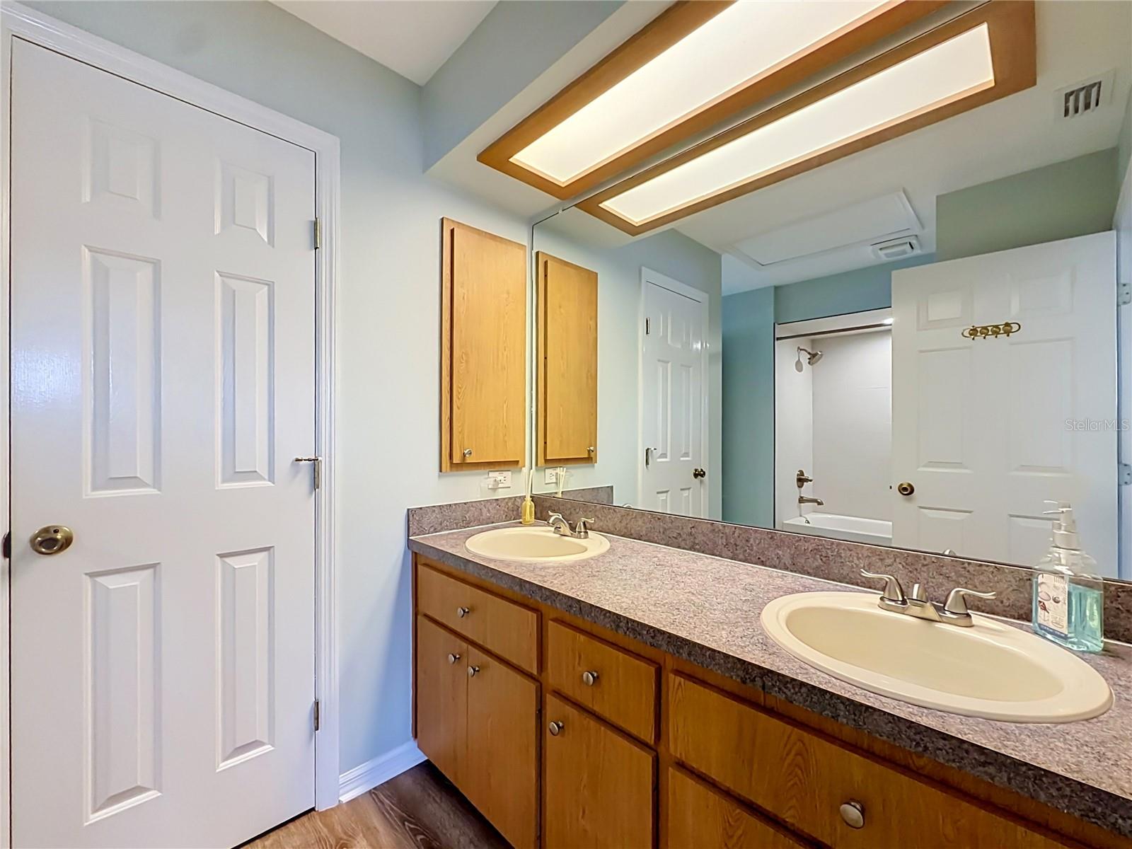 11122 W Cove Harbor Dr #112 Property Photo 27