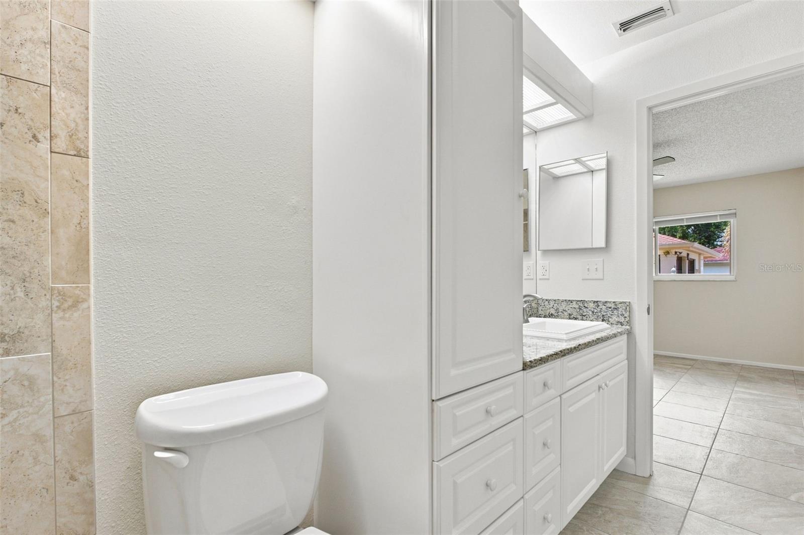 2460 Northside Dr #1202 Property Photo 21