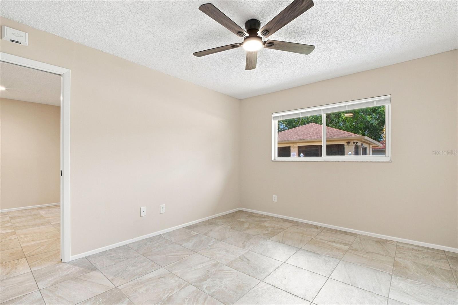 2460 Northside Dr #1202 Property Photo 23