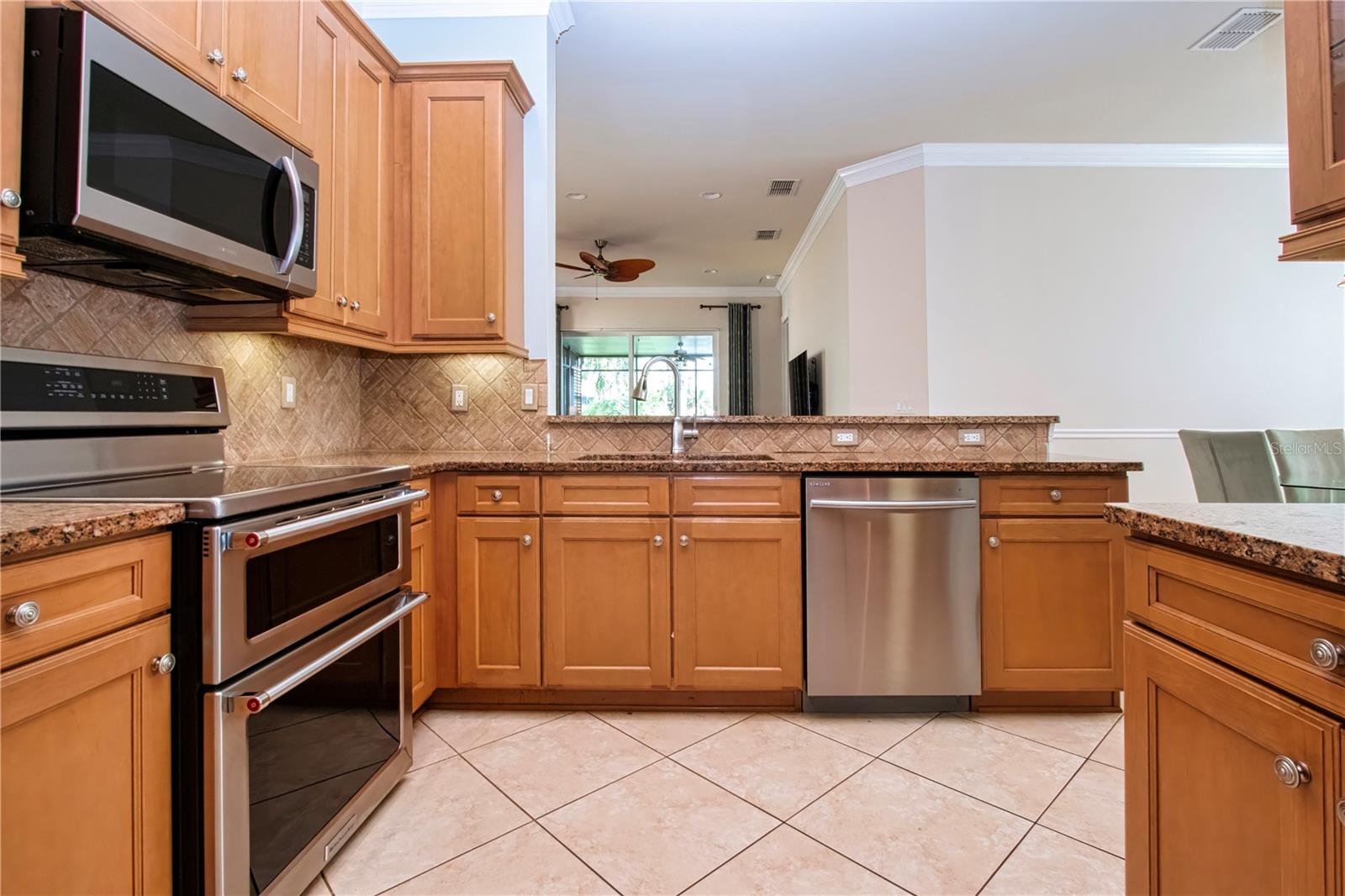 15847 Cobble Mill Dr Property Photo 16