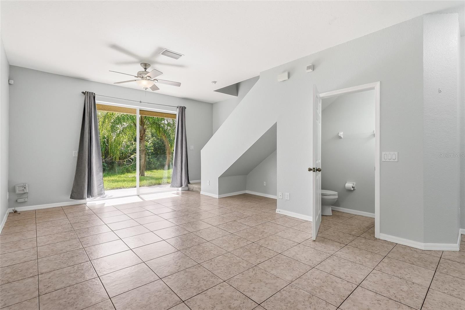 11023 Winter Crest Dr Property Photo 6