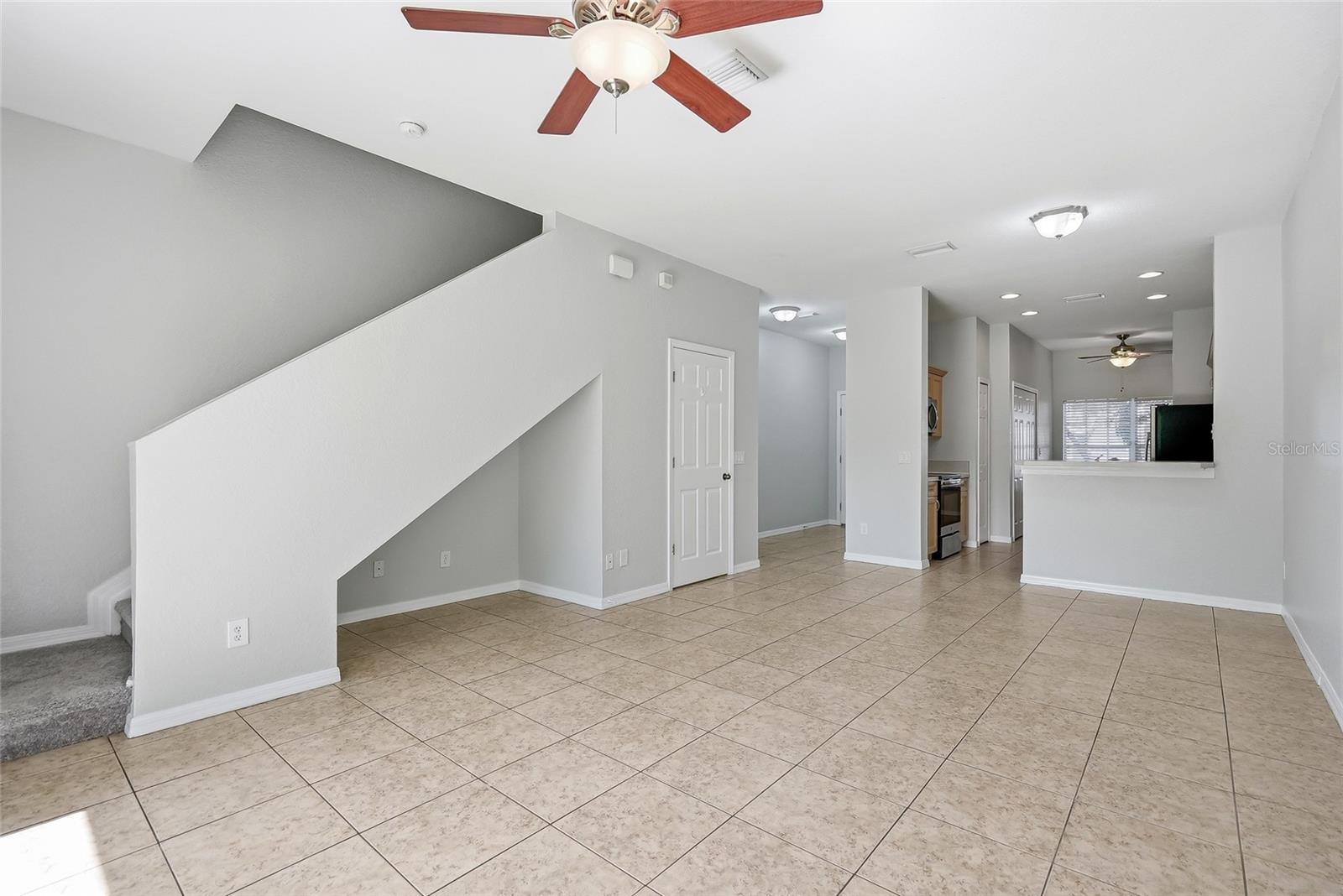 11023 Winter Crest Dr Property Photo 8