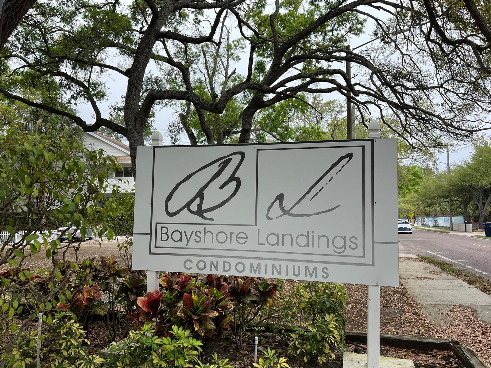 5221 Bayshore Blvd #29 Property Photo 1