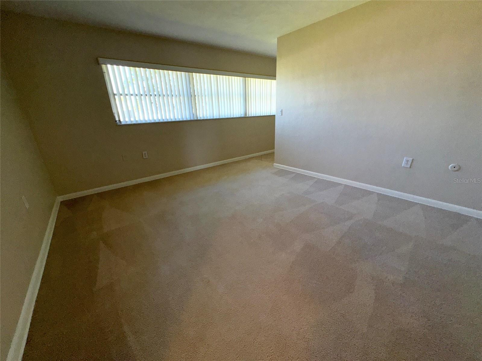 228 Howard Dr Property Photo 5