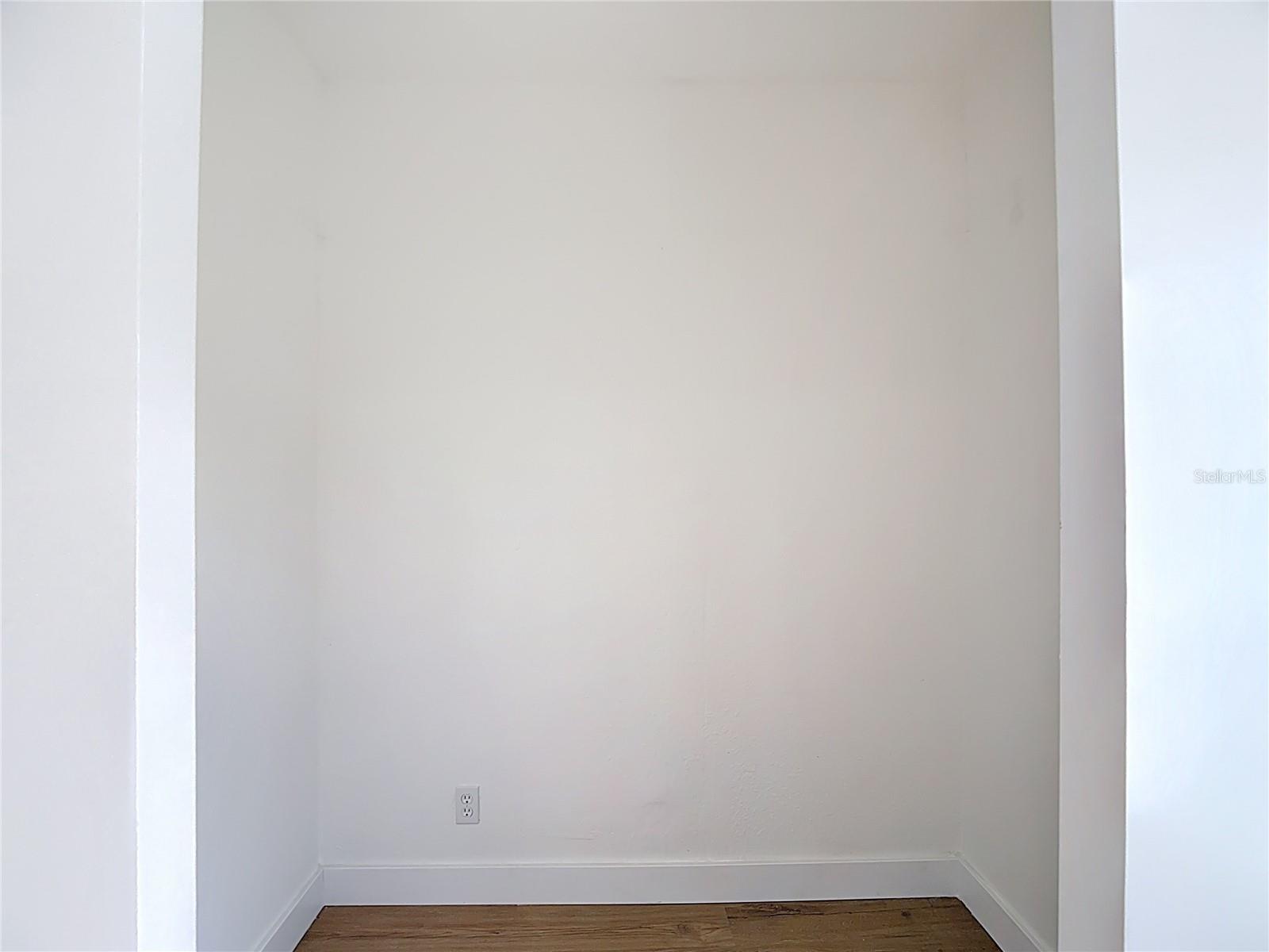 402 E Virginia Ave Property Photo 25