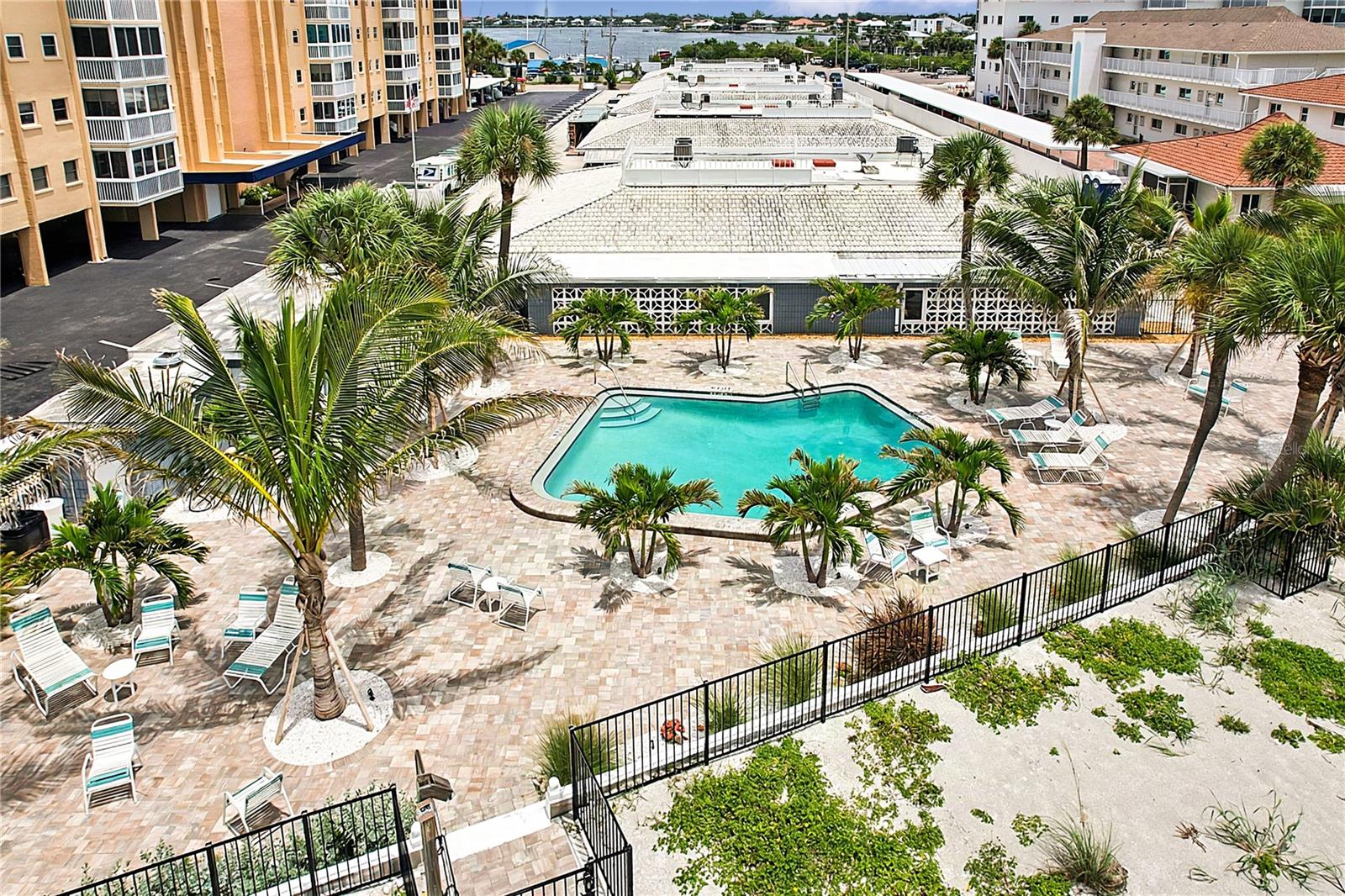 1205 Tarpon Center Dr #b4 Property Photo 7