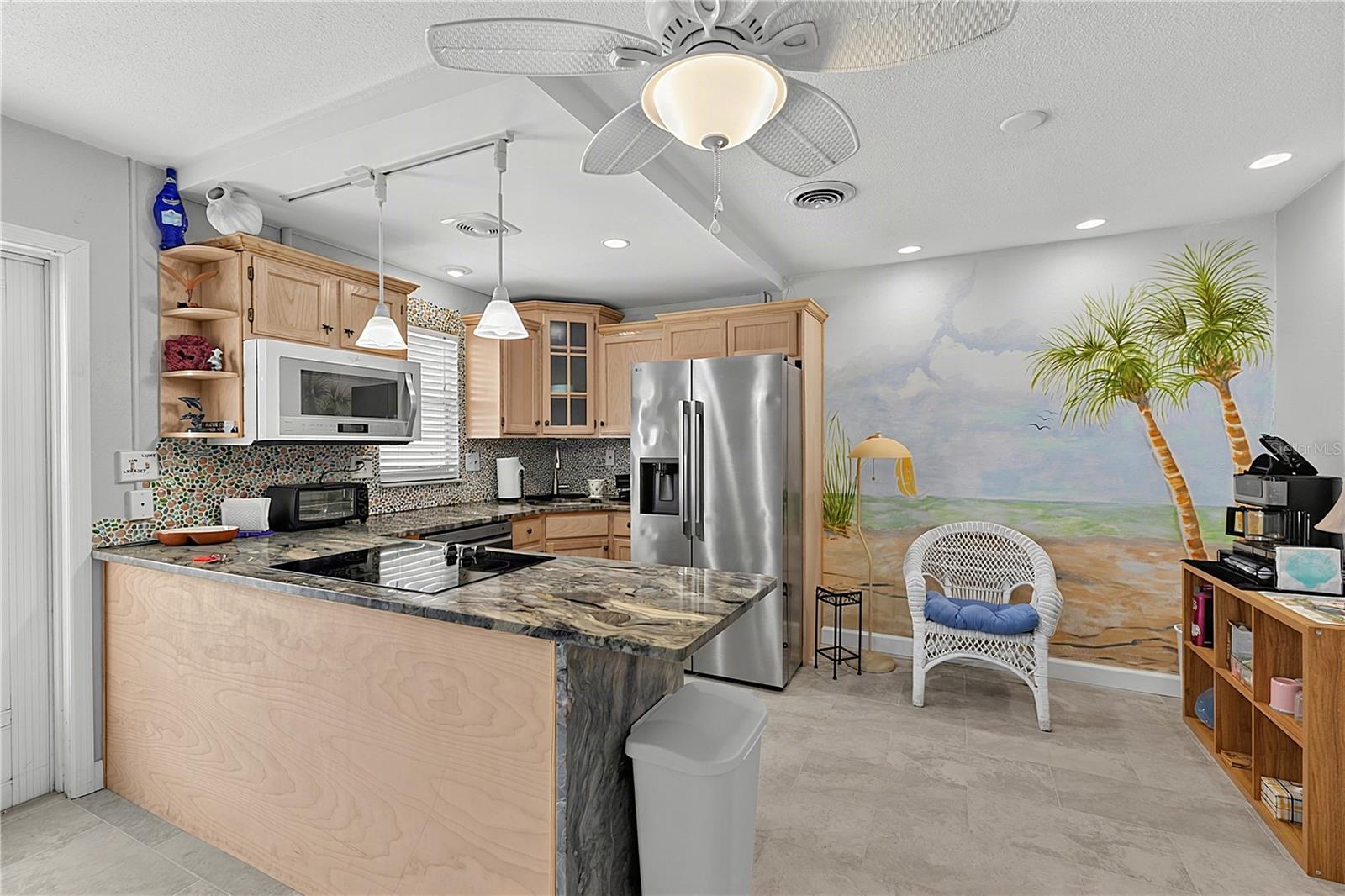 1205 Tarpon Center Dr #b4 Property Photo 14