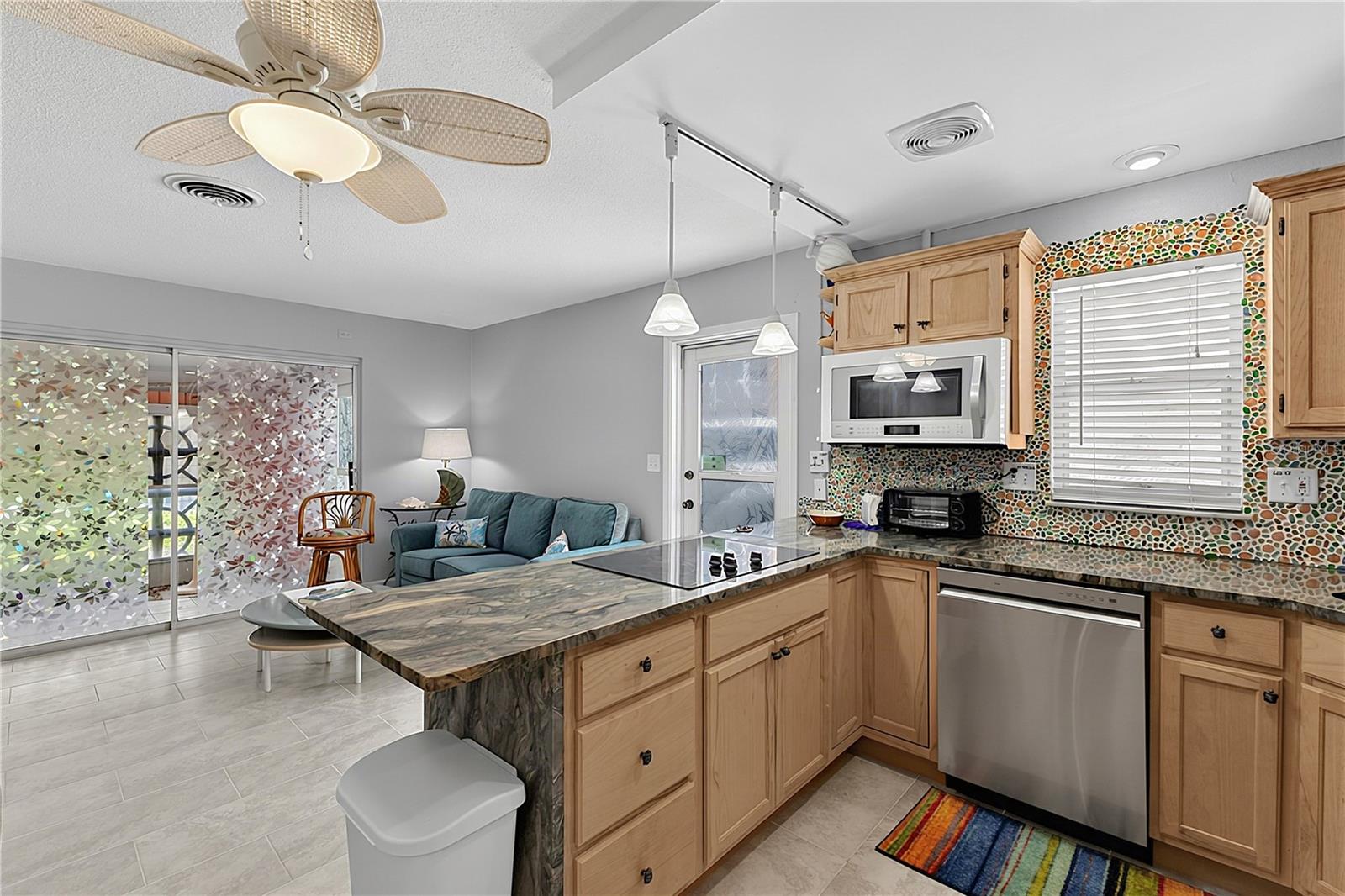 1205 Tarpon Center Dr #b4 Property Photo 16