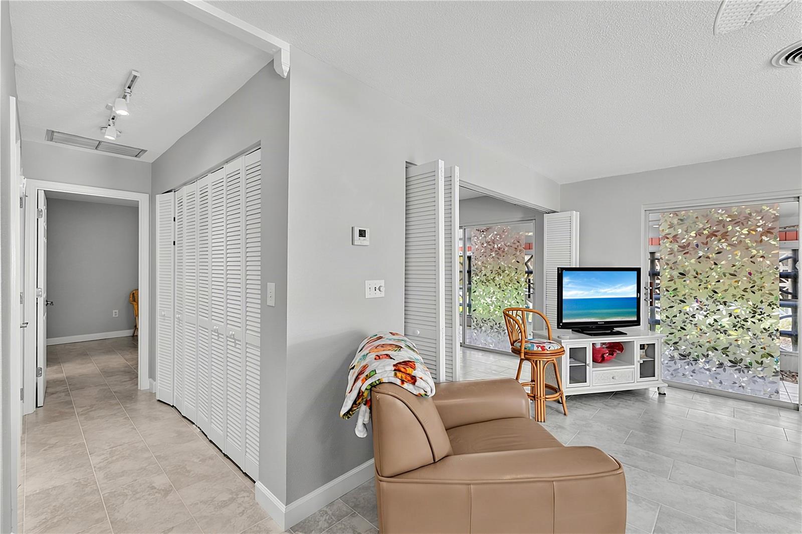 1205 Tarpon Center Dr #b4 Property Photo 17