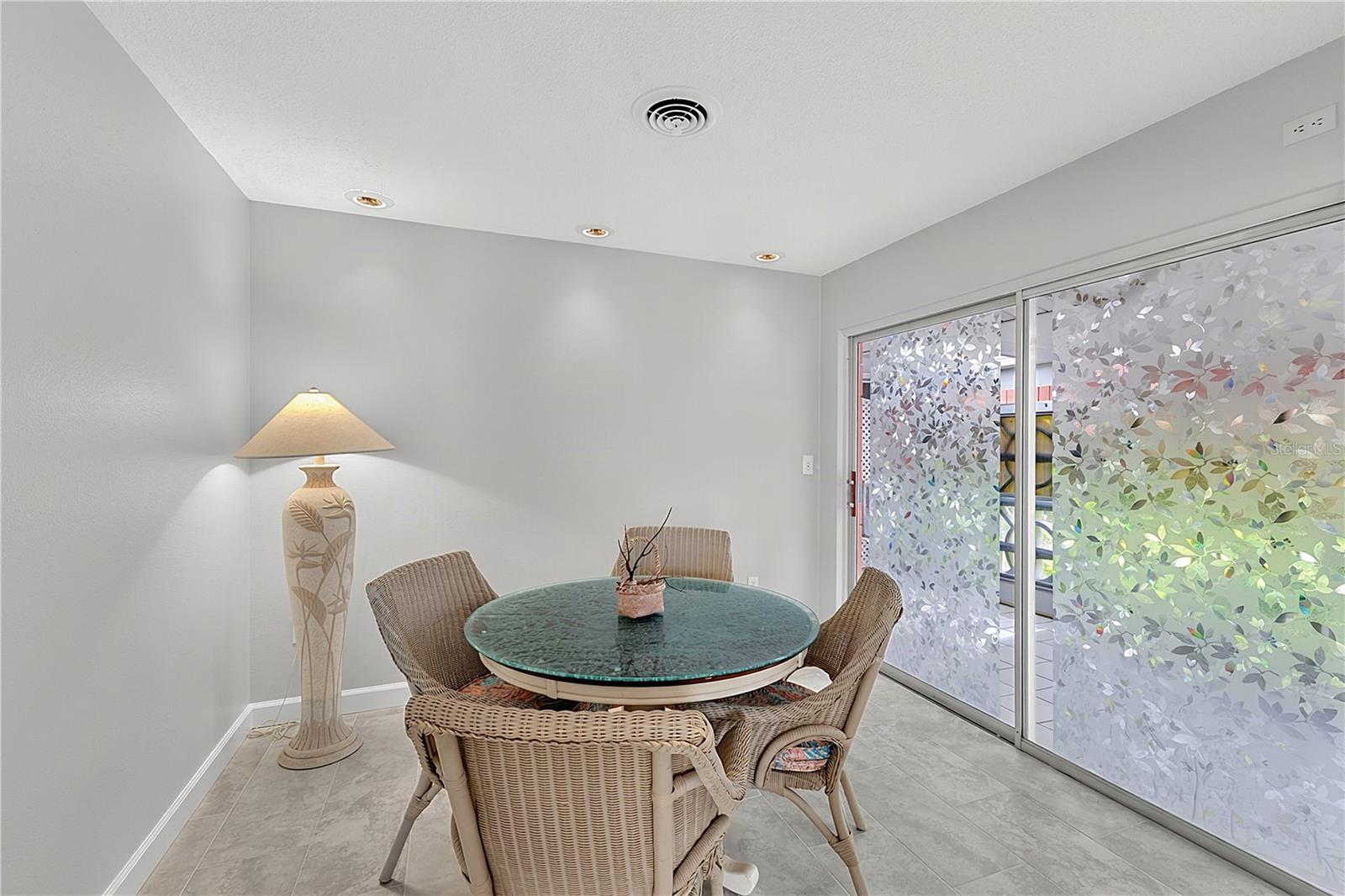 1205 Tarpon Center Dr #b4 Property Photo 18