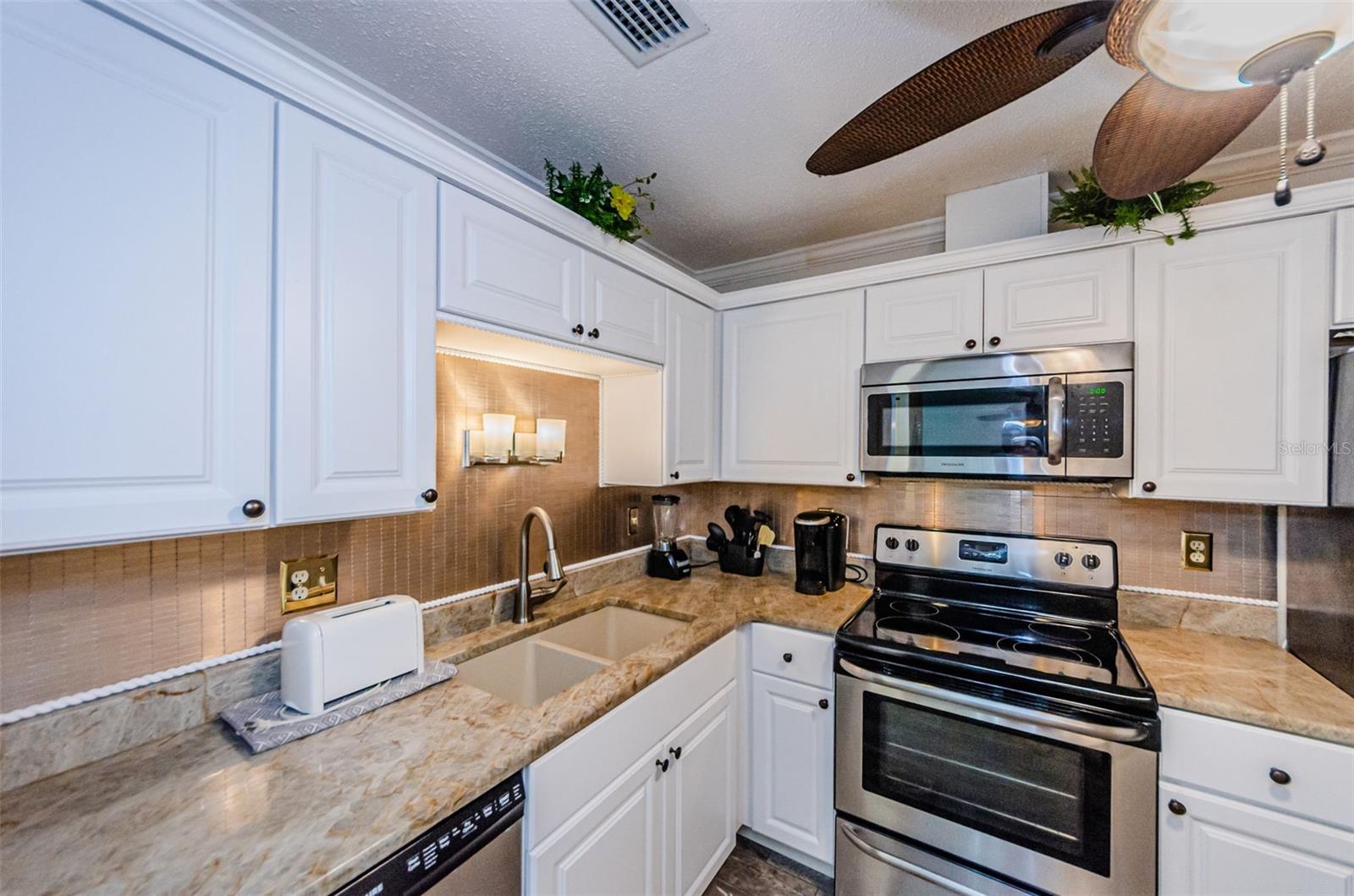2700 Bayshore Blvd #2201 Property Photo 20
