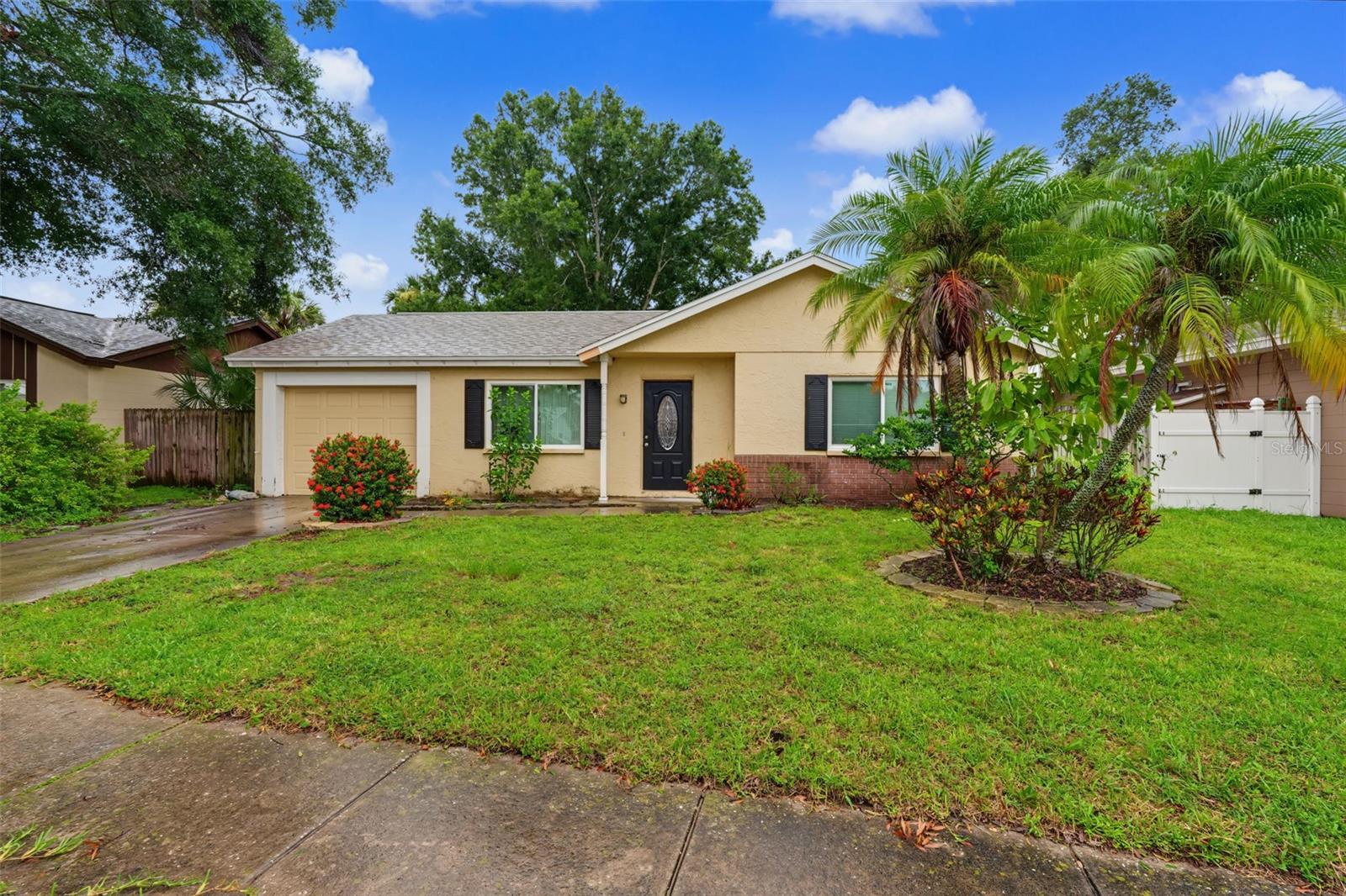 6470 107th Ter Property Photo 3