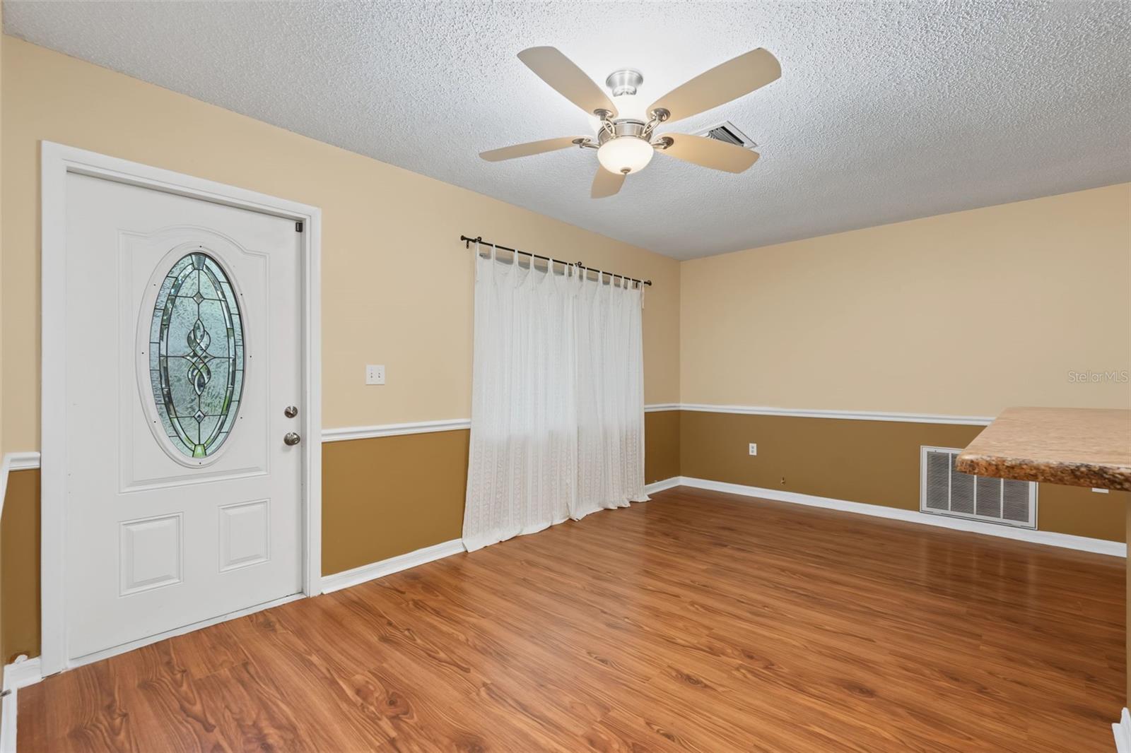 6470 107th Ter Property Photo 8
