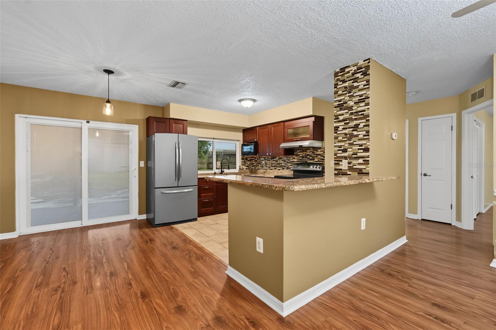 6470 107th Ter Property Photo 11