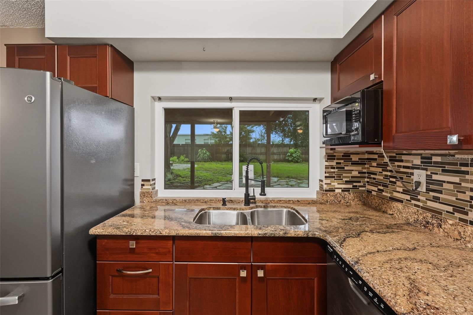 6470 107th Ter Property Photo 15