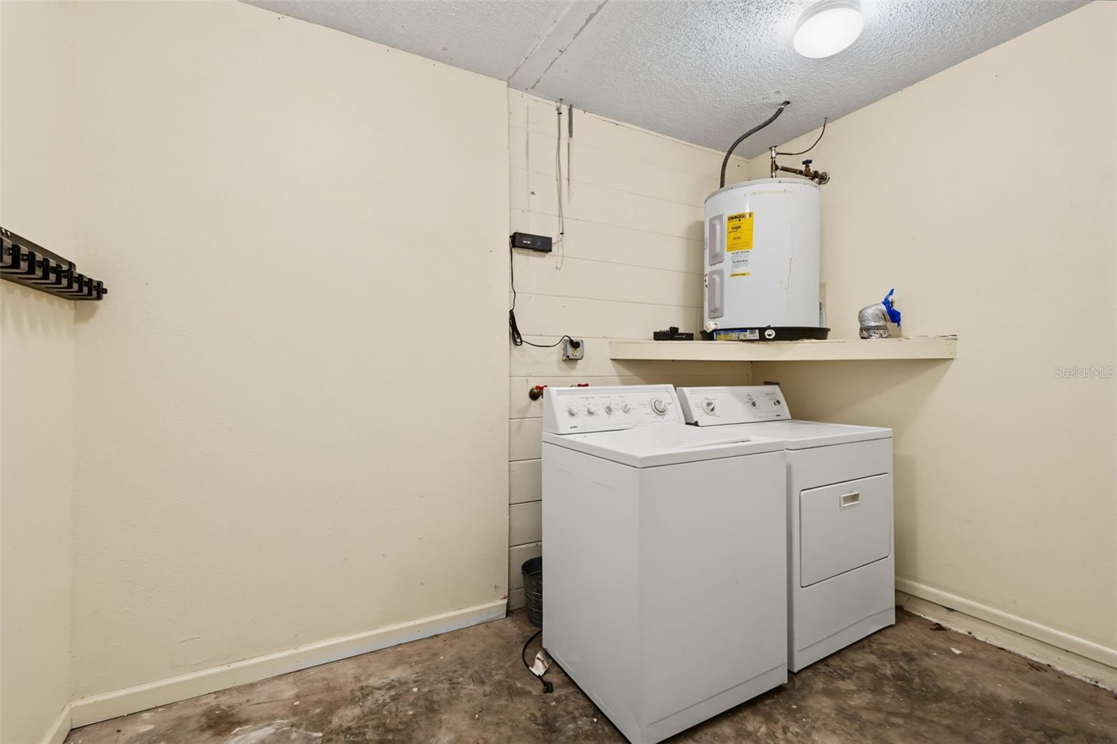 6470 107th Ter Property Photo 24