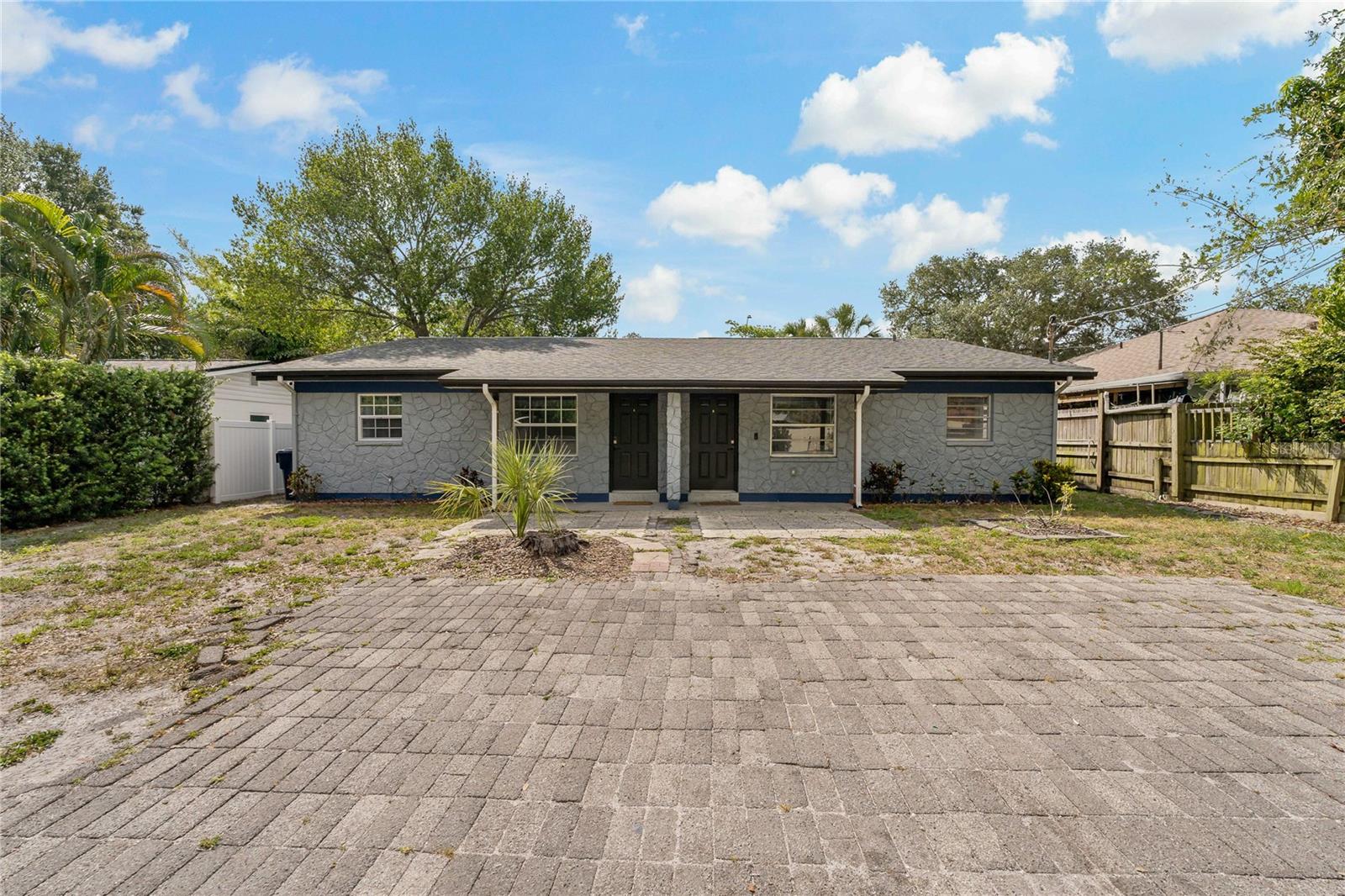 3810 S Randall St Property Photo 2