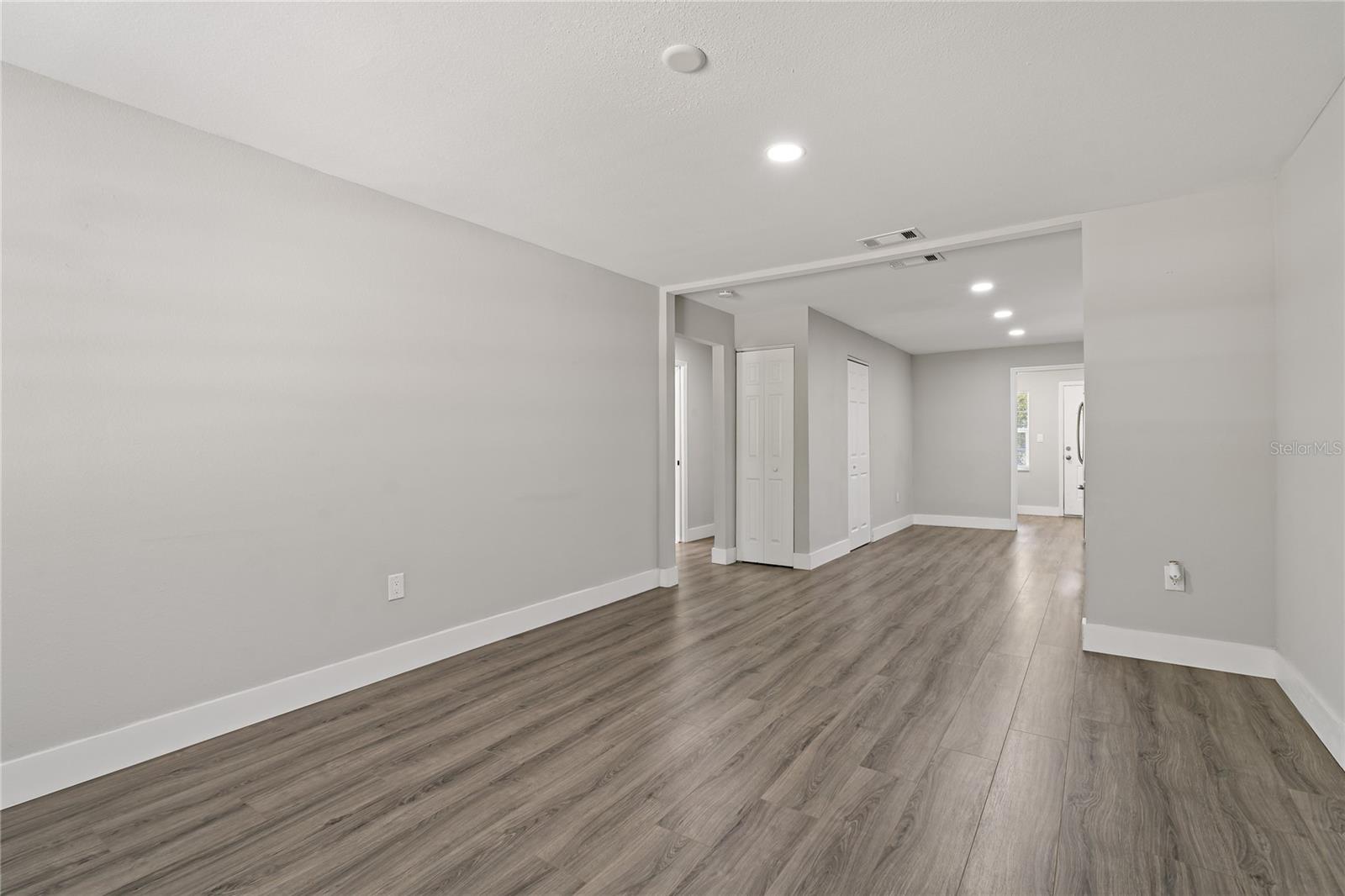 3810 S Randall St Property Photo 3