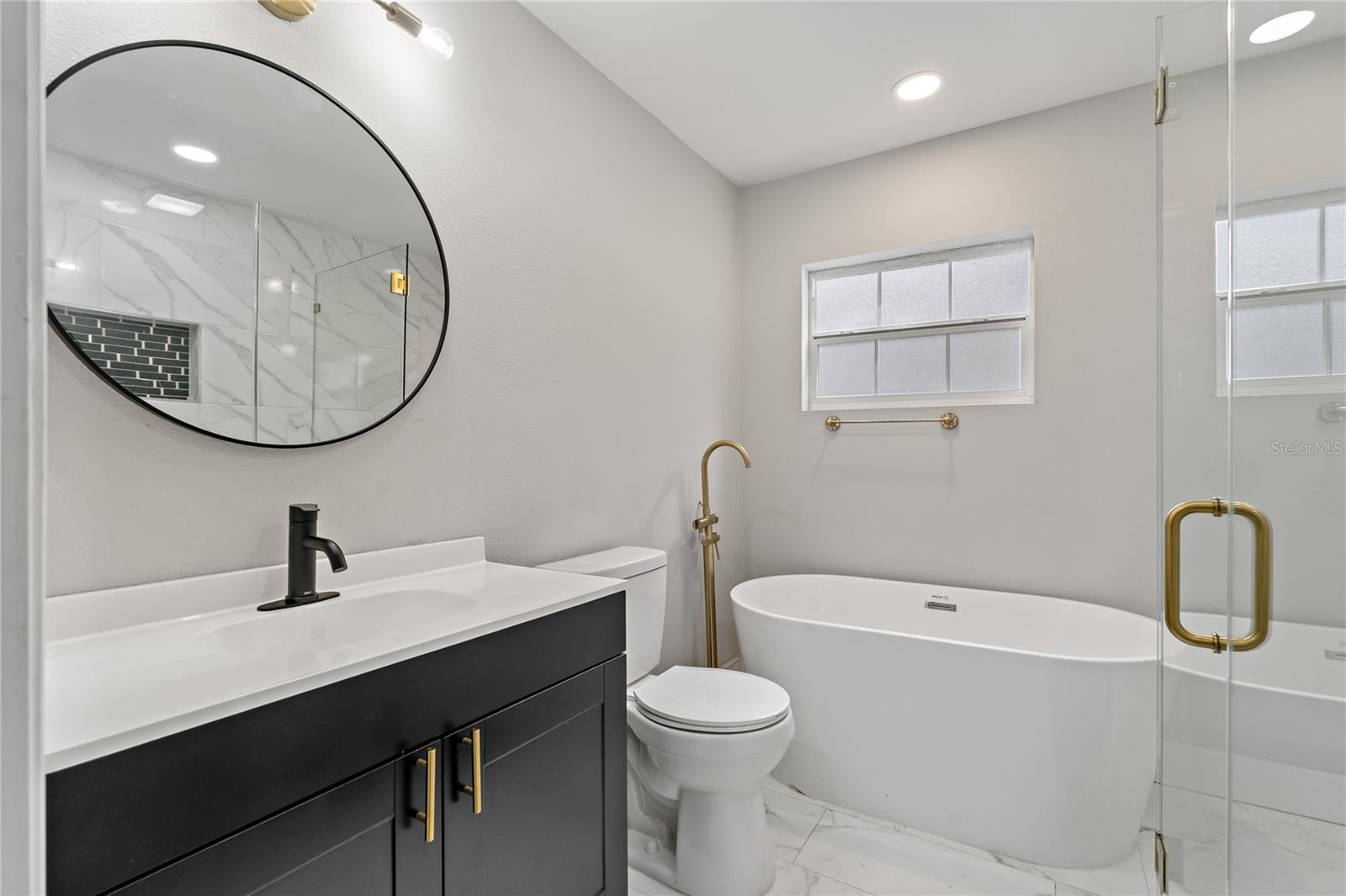 3810 S Randall St Property Photo 14