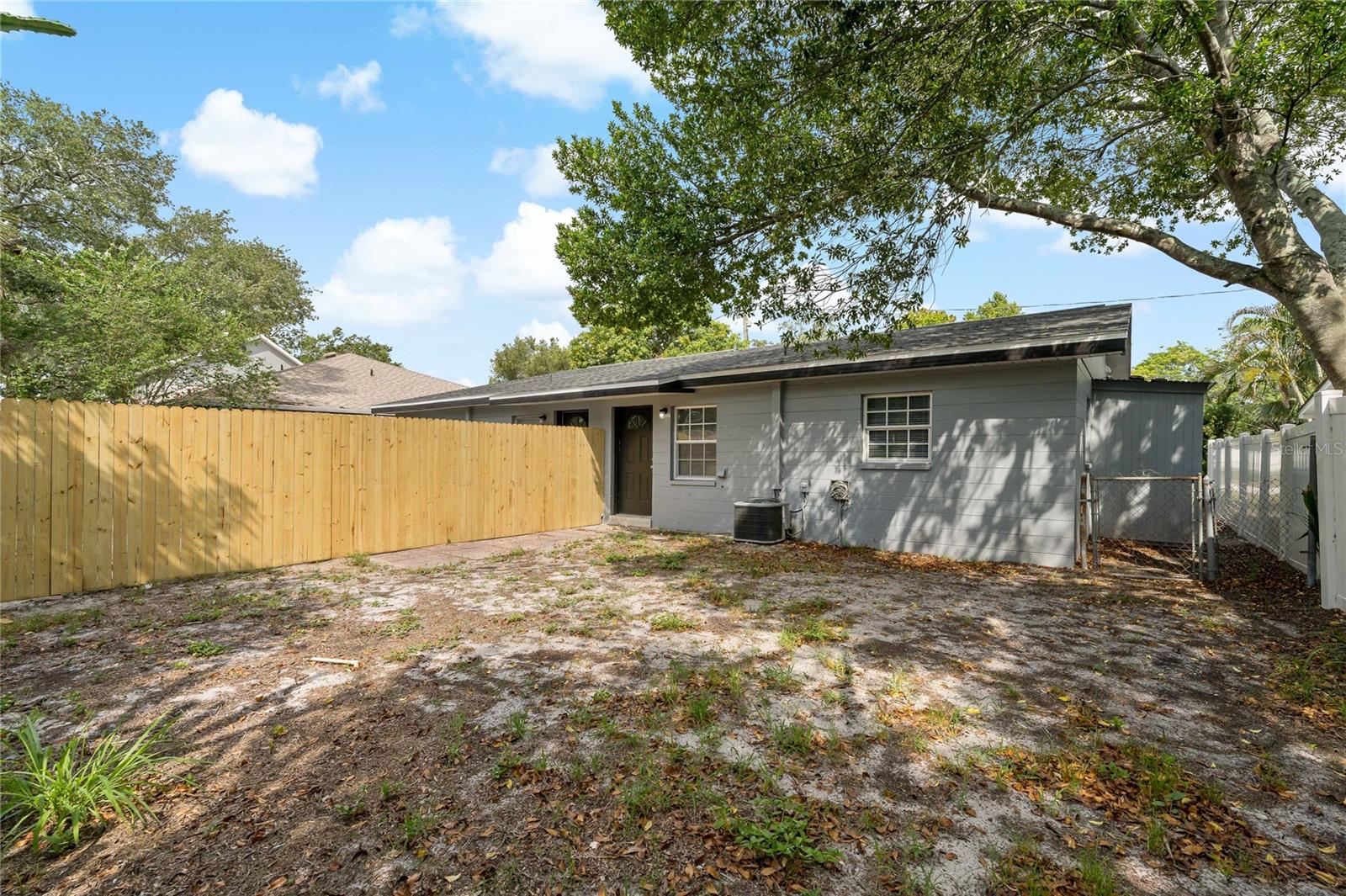 3810 S Randall St Property Photo 22