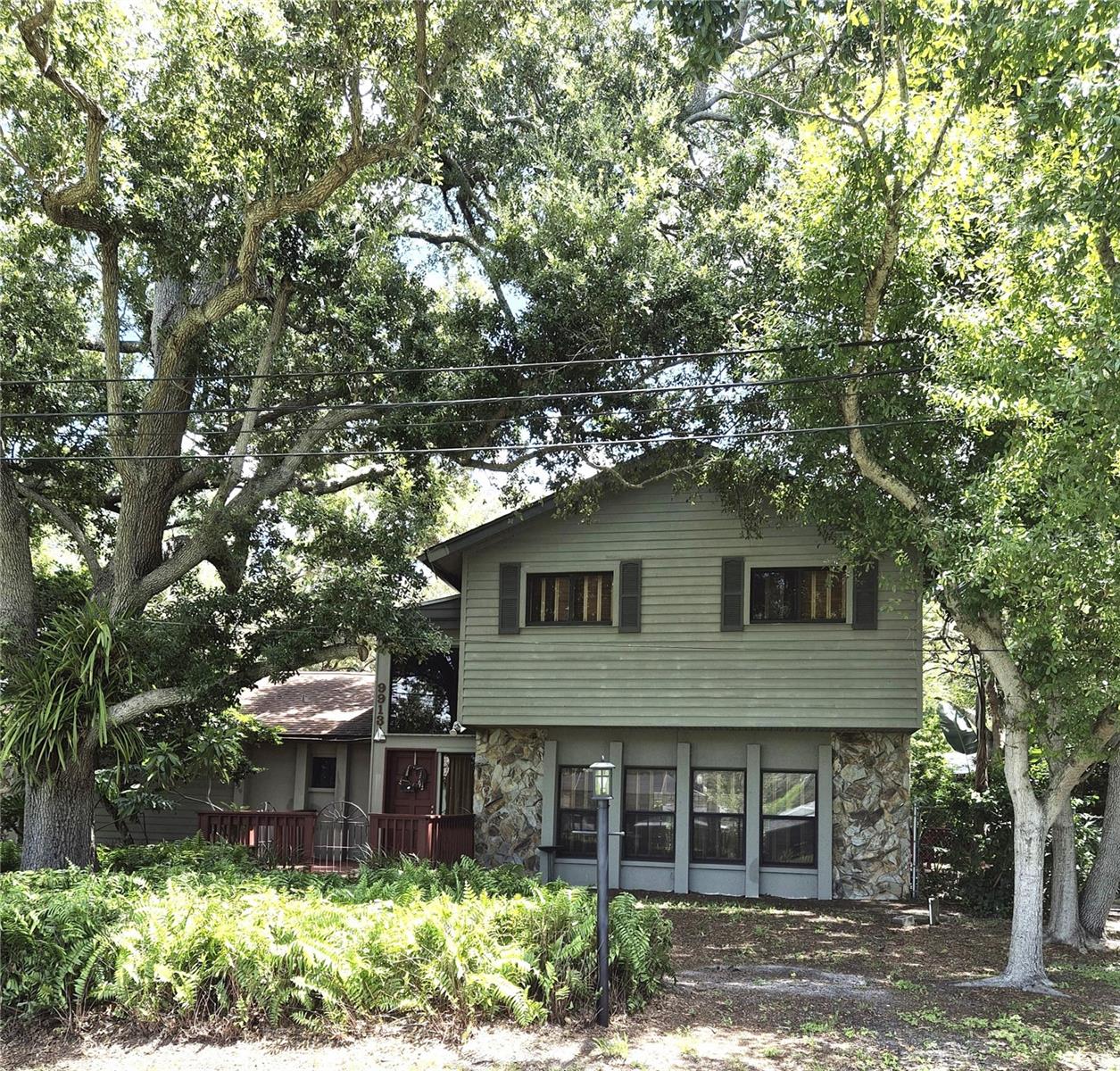 9913 W Bay St Property Photo 1