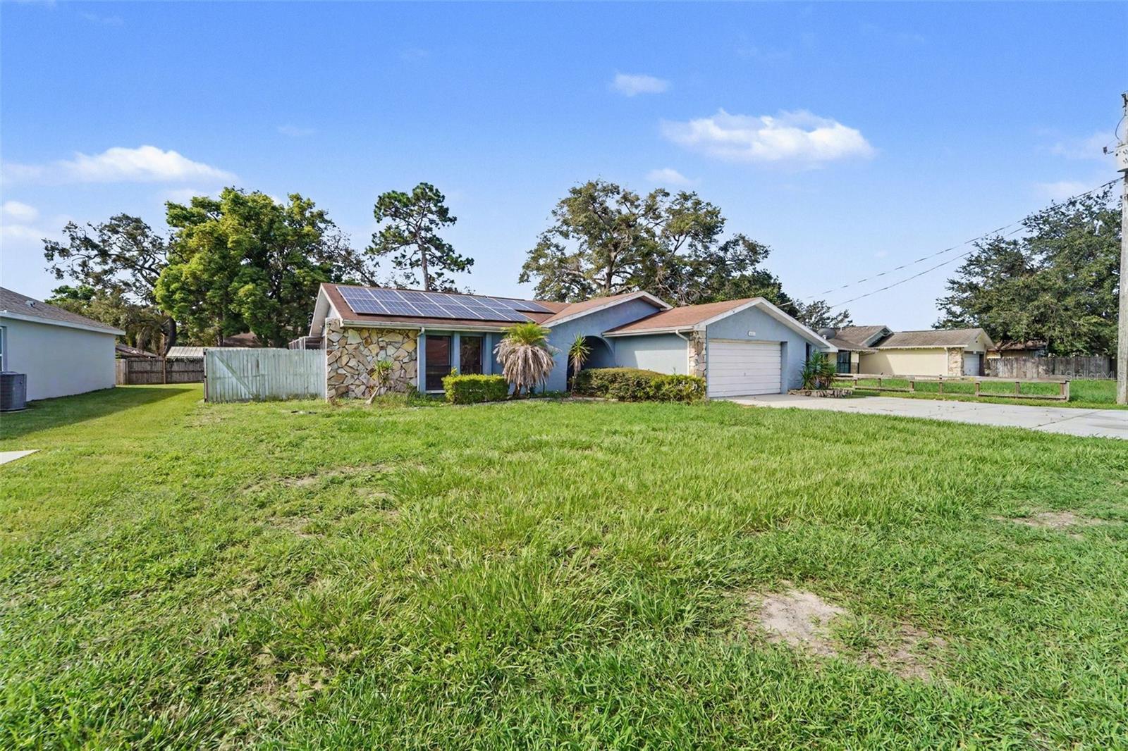 8422 Spring Hill Dr Property Photo 4