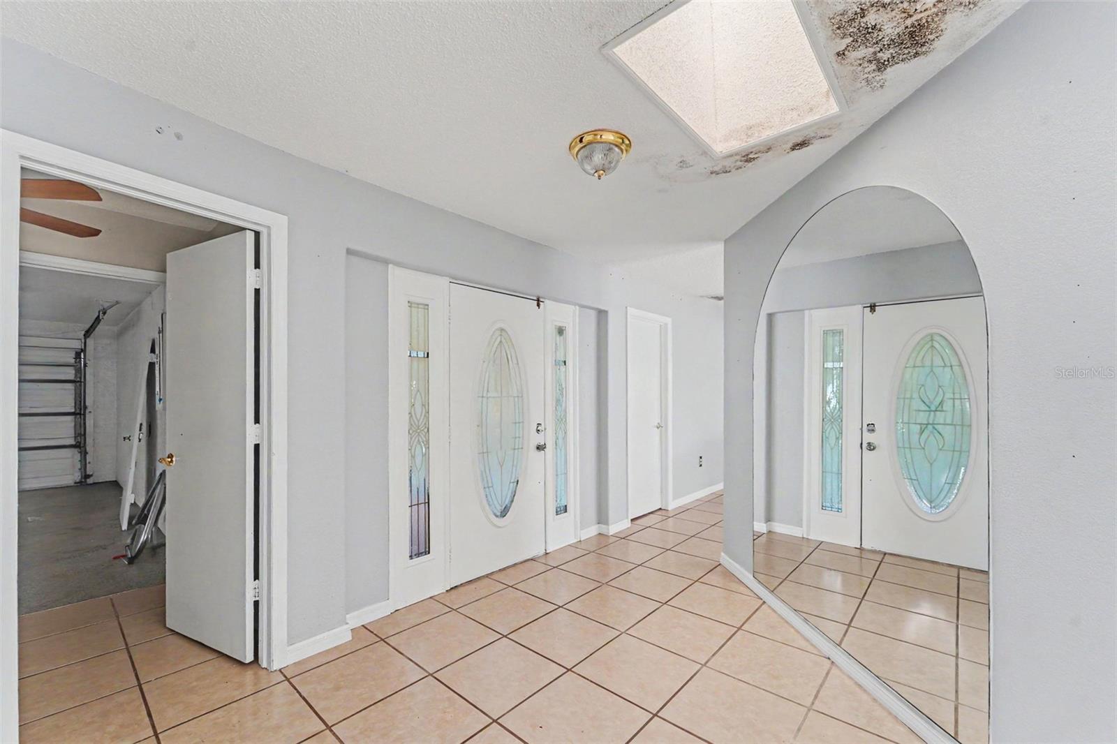 8422 Spring Hill Dr Property Photo 5