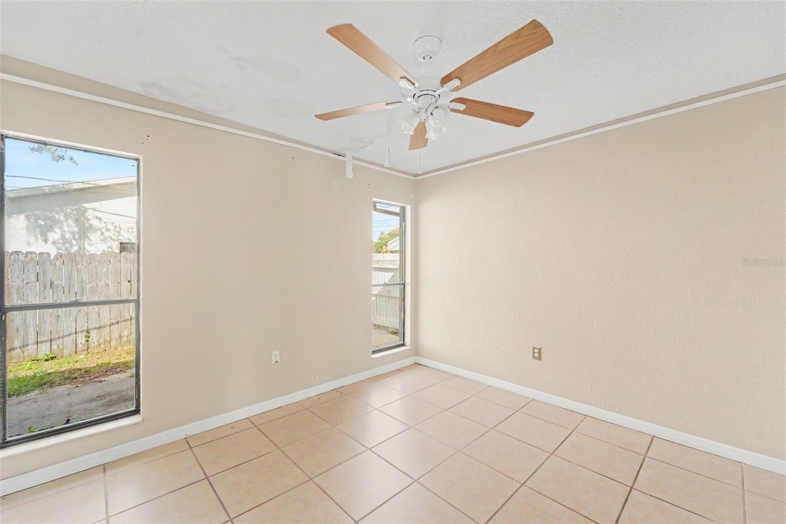 8422 Spring Hill Dr Property Photo 15