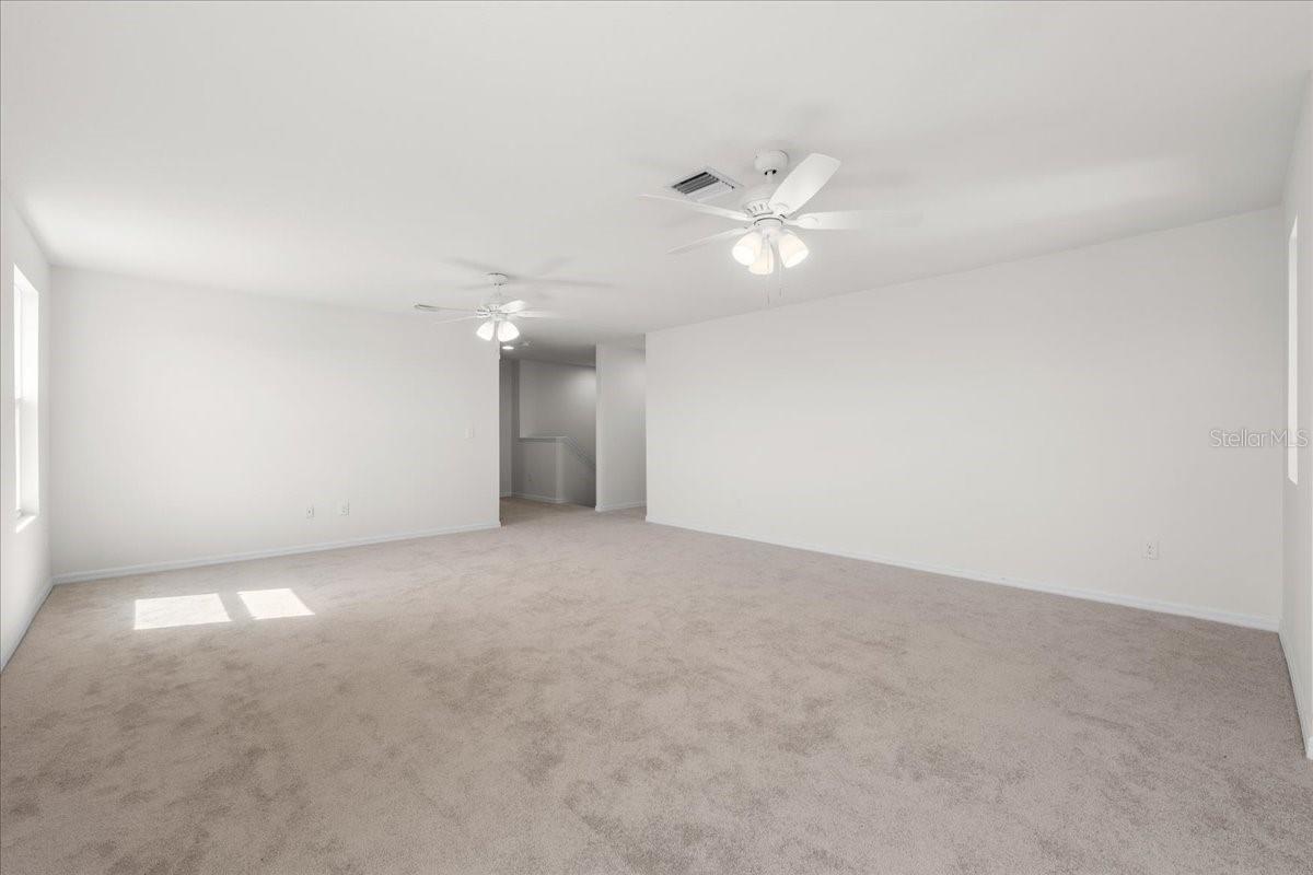 5715 Hevena Ct Property Photo 34