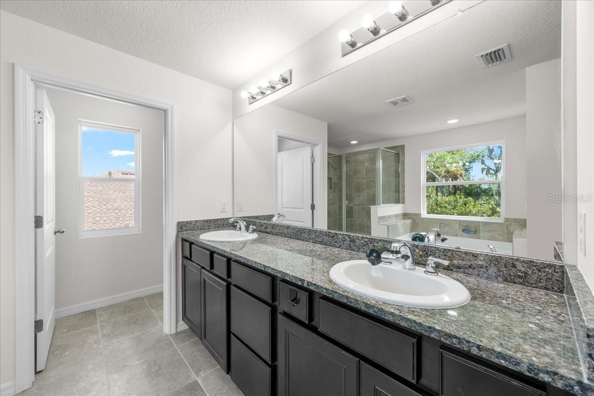 5715 Hevena Ct Property Photo 42