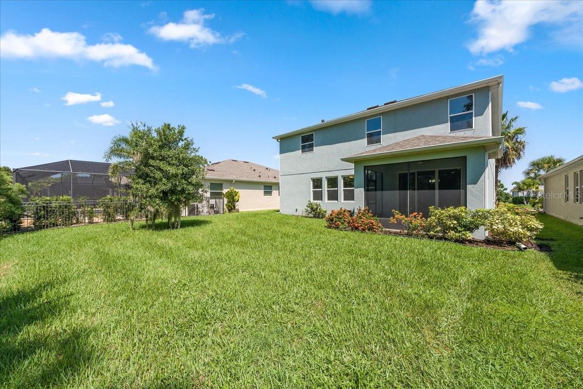 5715 Hevena Ct Property Photo 68