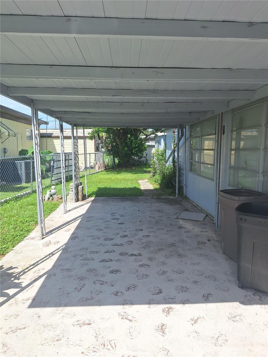 6349 New York St Property Photo 3