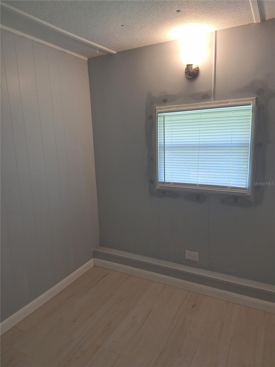6349 New York St Property Photo 4