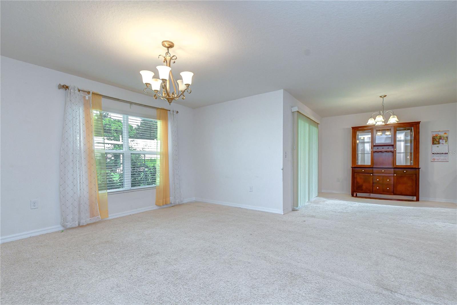 7760 Broad Pointe Dr Property Photo 4