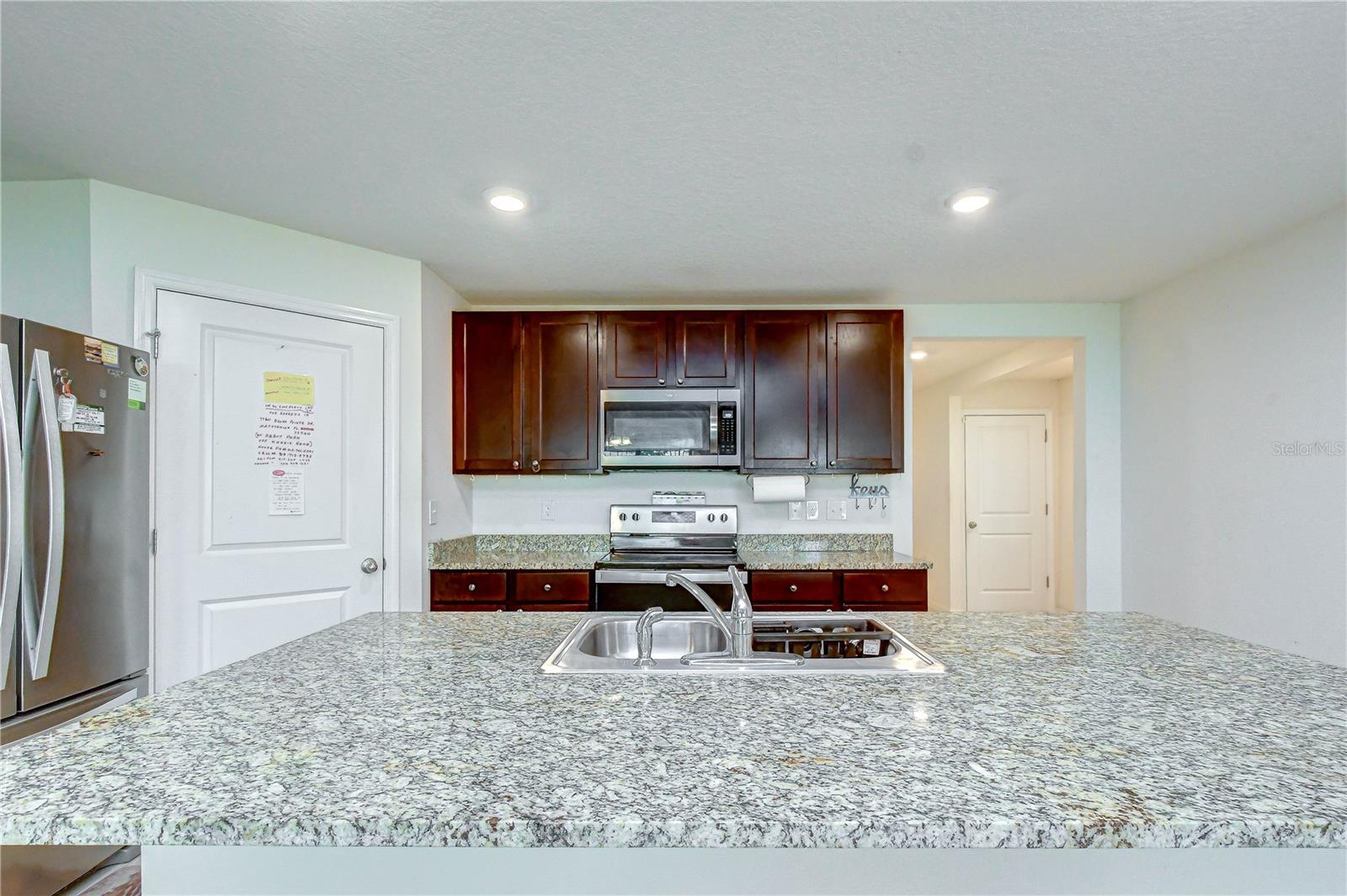 7760 Broad Pointe Dr Property Photo 7