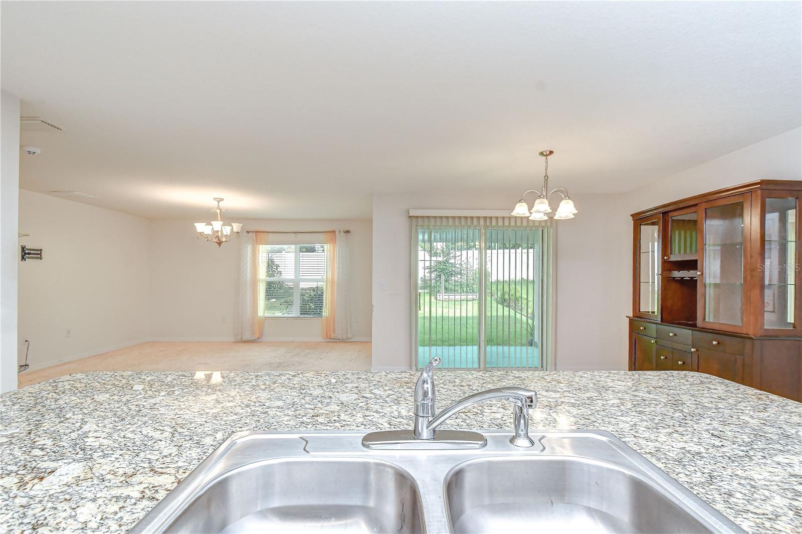 7760 Broad Pointe Dr Property Photo 11