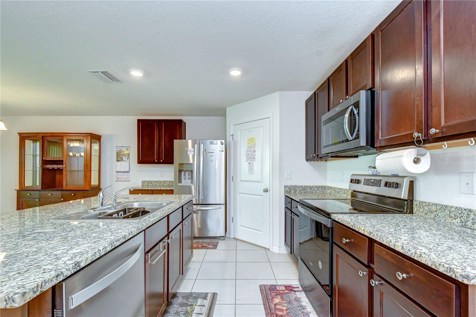 7760 Broad Pointe Dr Property Photo 16