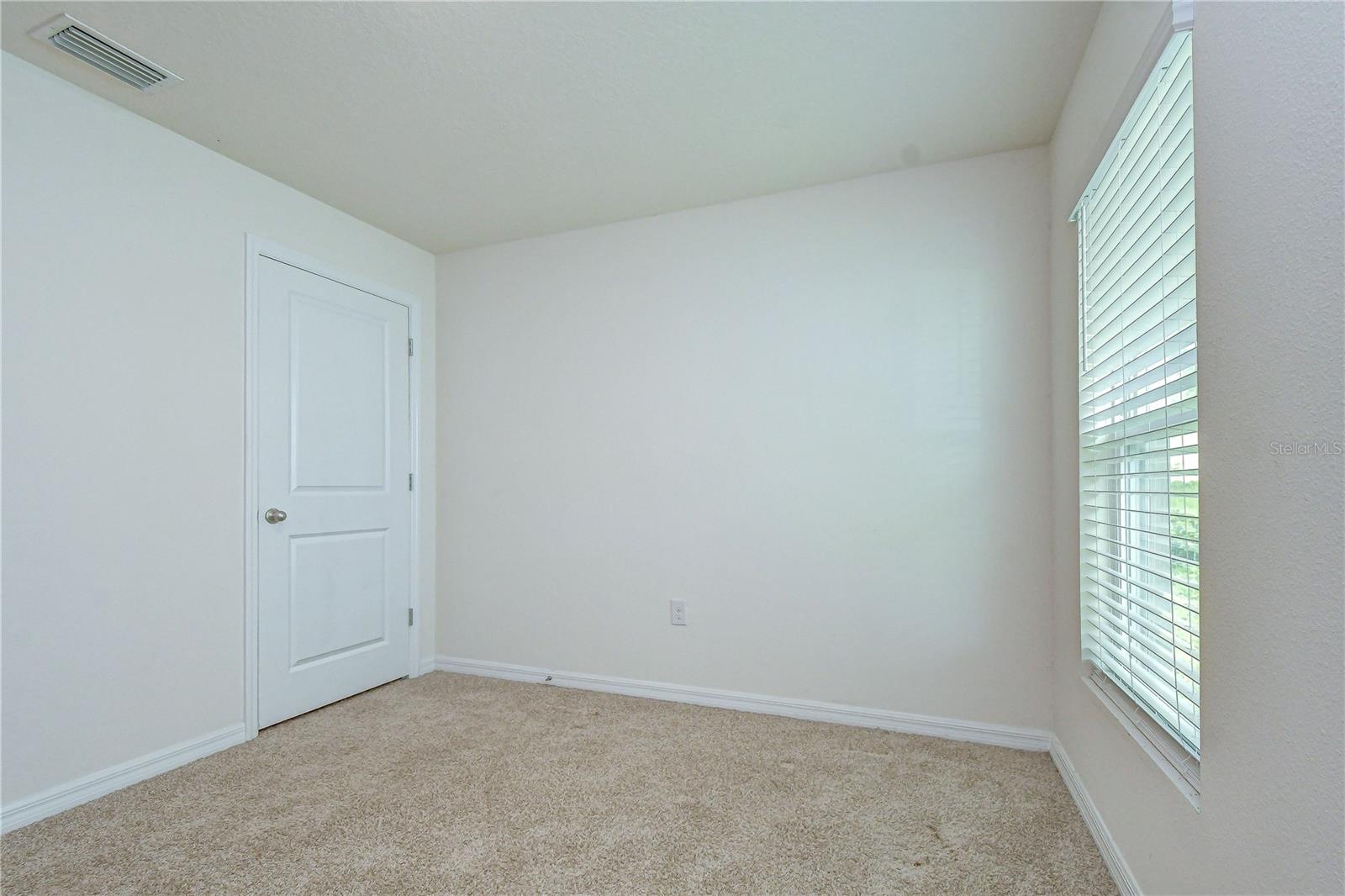 7760 Broad Pointe Dr Property Photo 27