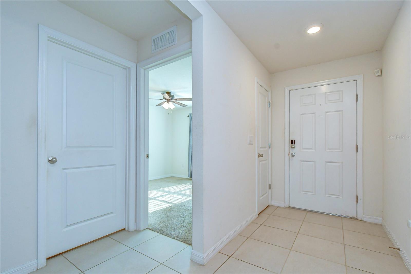 7760 Broad Pointe Dr Property Photo 28
