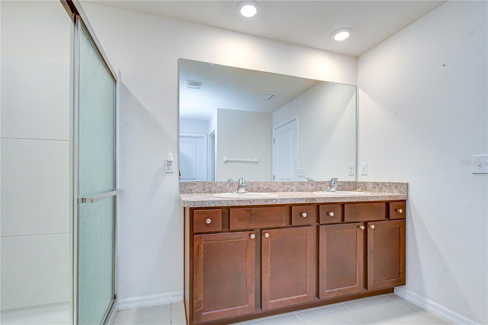 7760 Broad Pointe Dr Property Photo 79