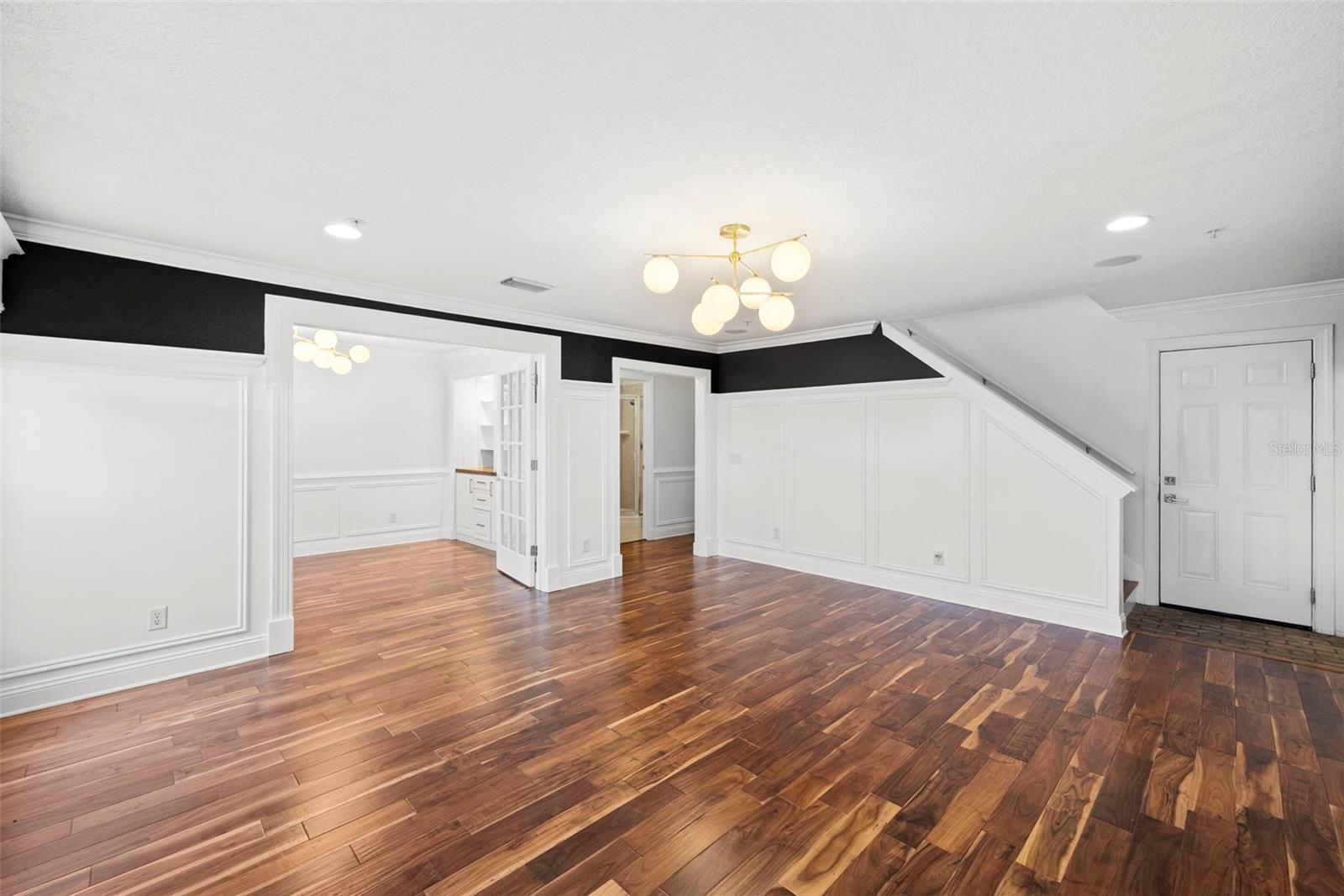 2605 Espana Ct Property Photo 21