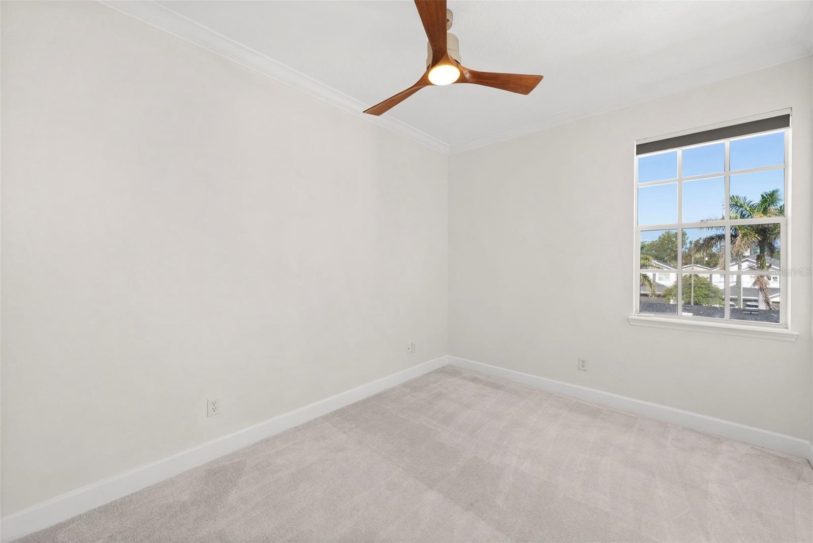 2605 Espana Ct Property Photo 28