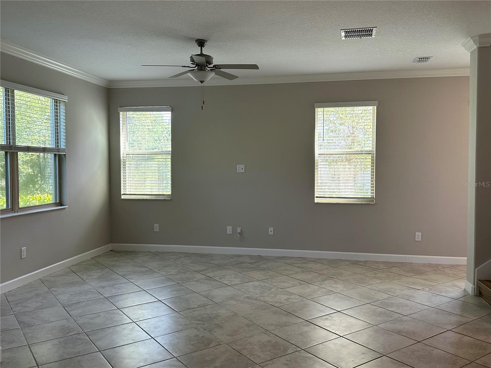 1389 White Fox Run Property Photo 7