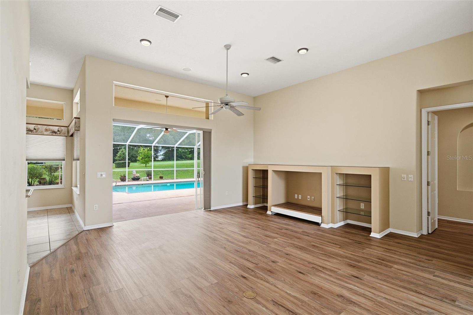 926 E Triple Crown Loop Property Photo 17