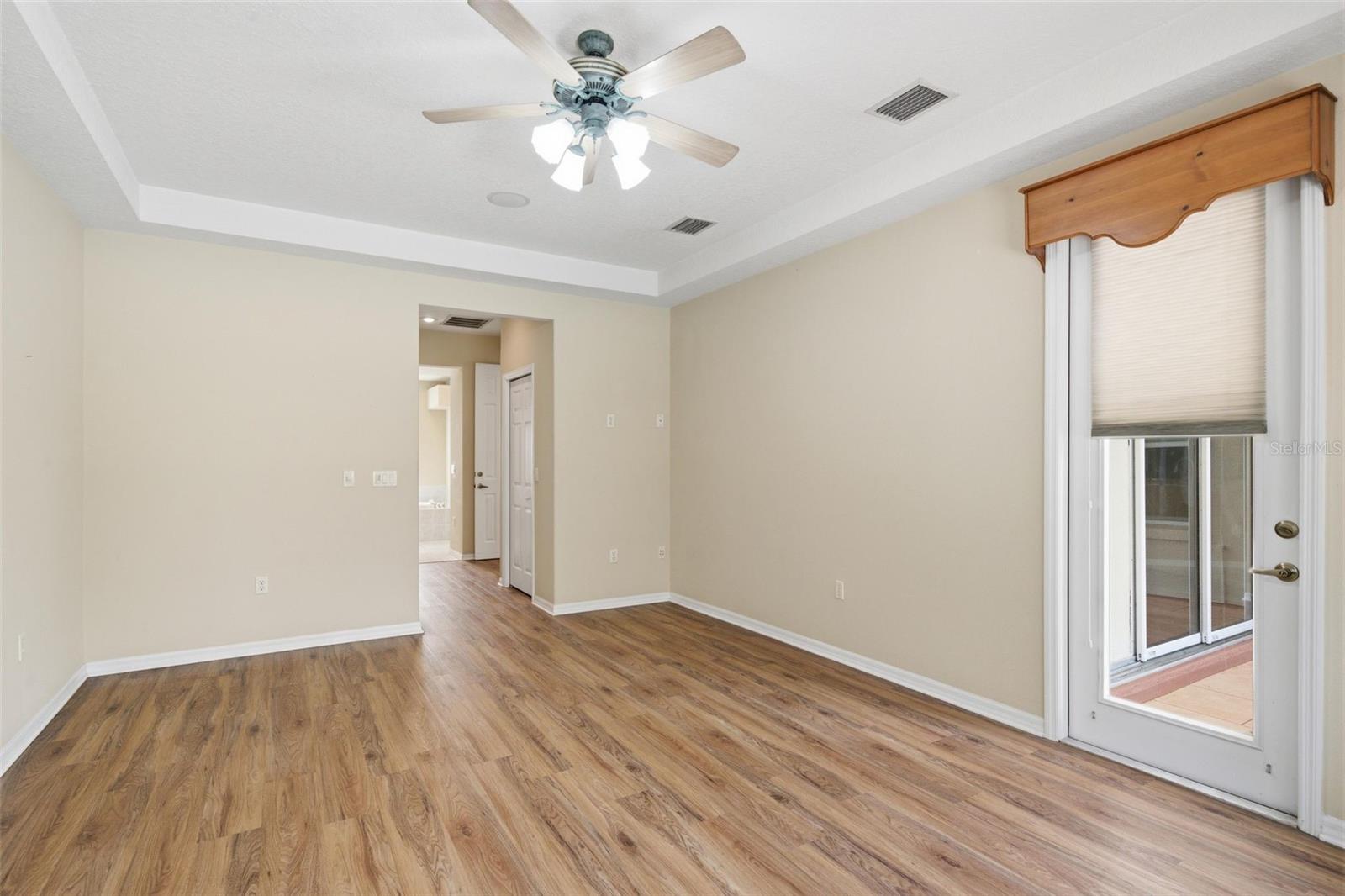 926 E Triple Crown Loop Property Photo 28