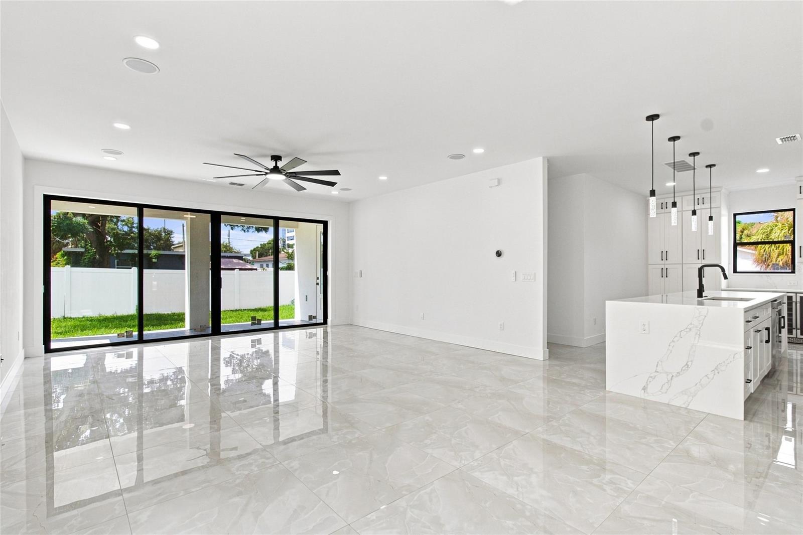 4122 W Nassau St Property Photo 13