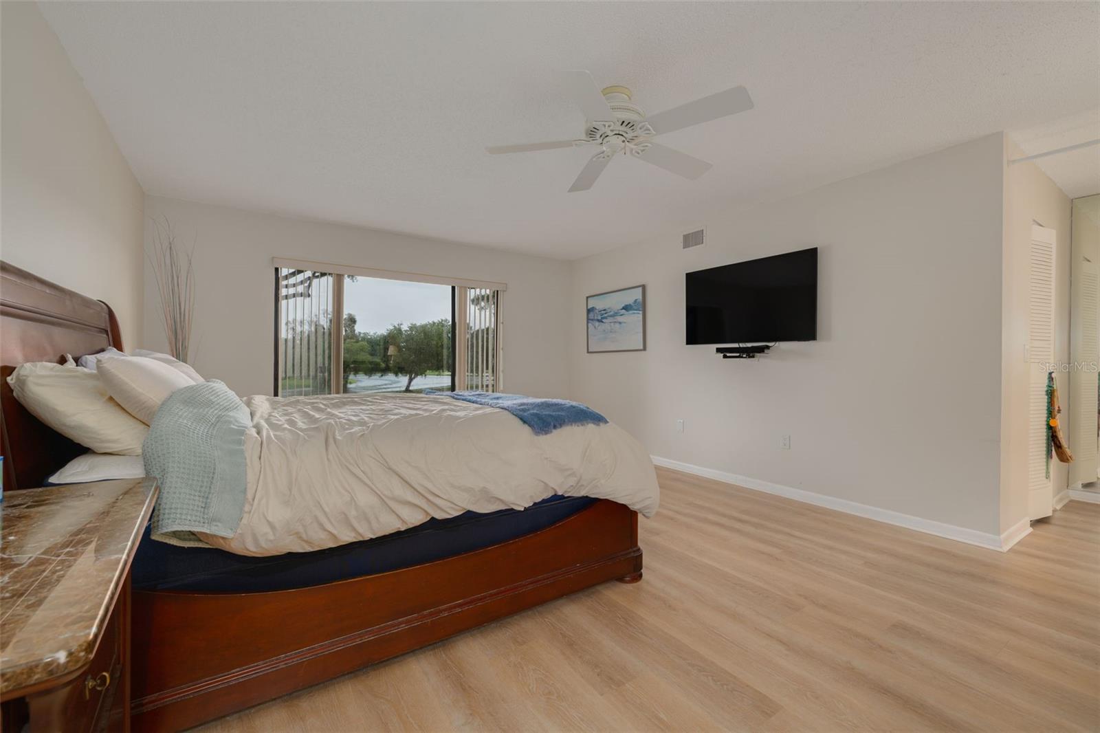 700 Starkey Rd #323 Property Photo 18