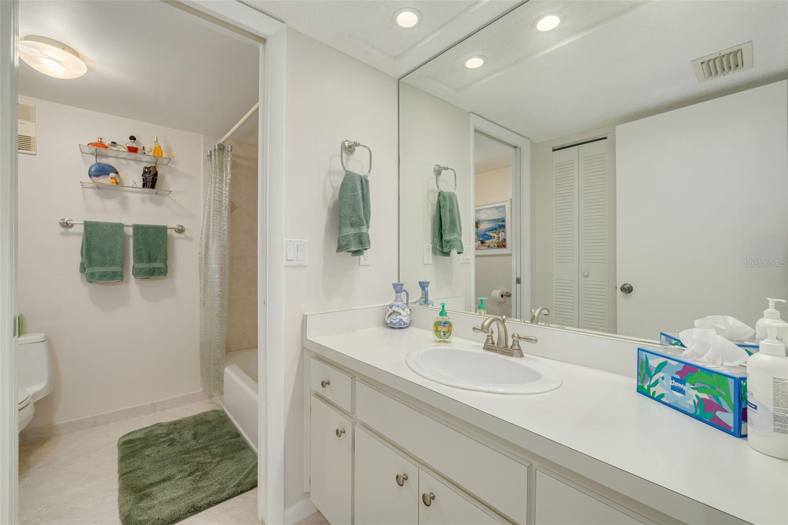 700 Starkey Rd #323 Property Photo 25