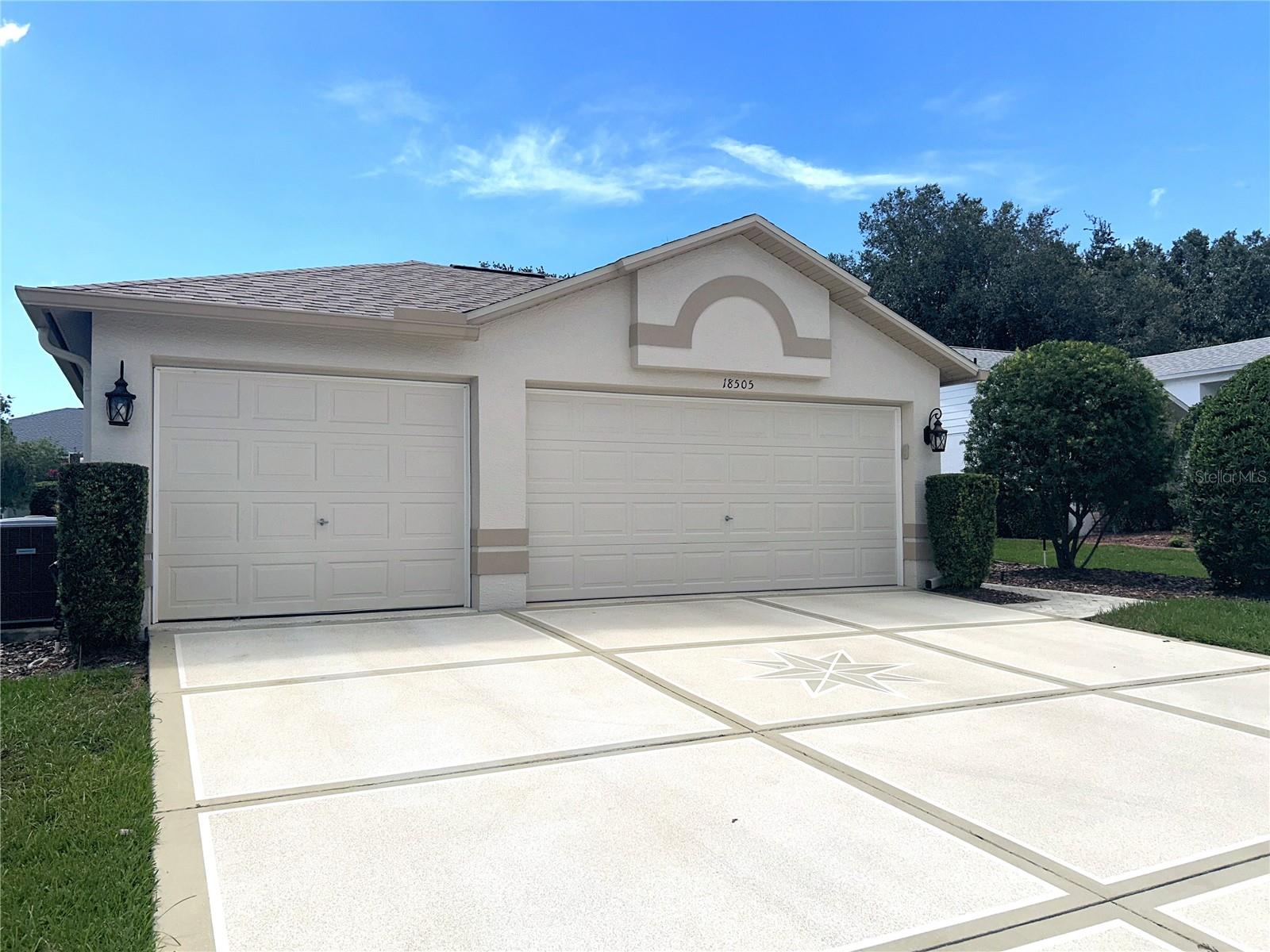 18505 Grand Club Dr Property Photo 1